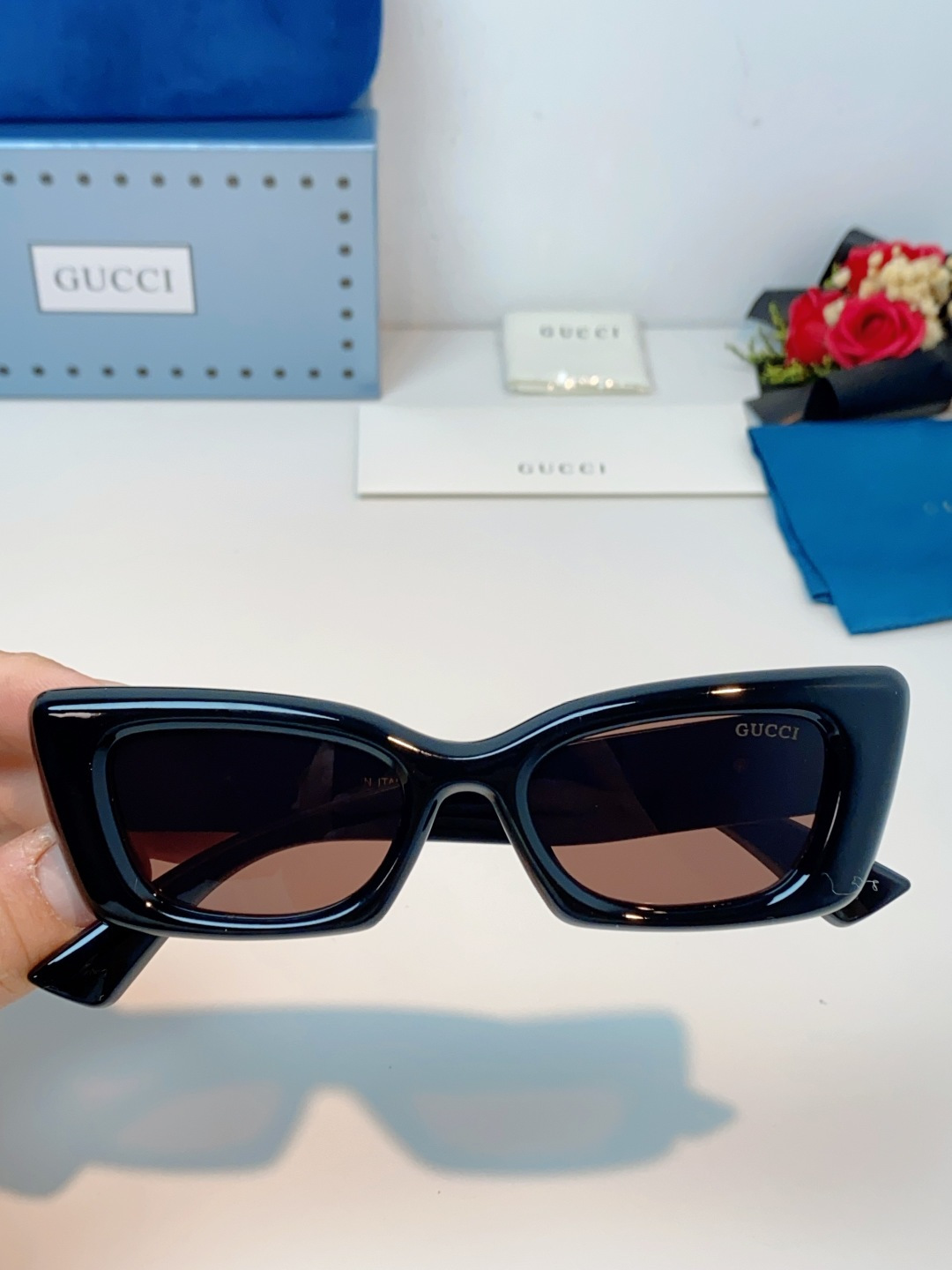 Guc sunglasses