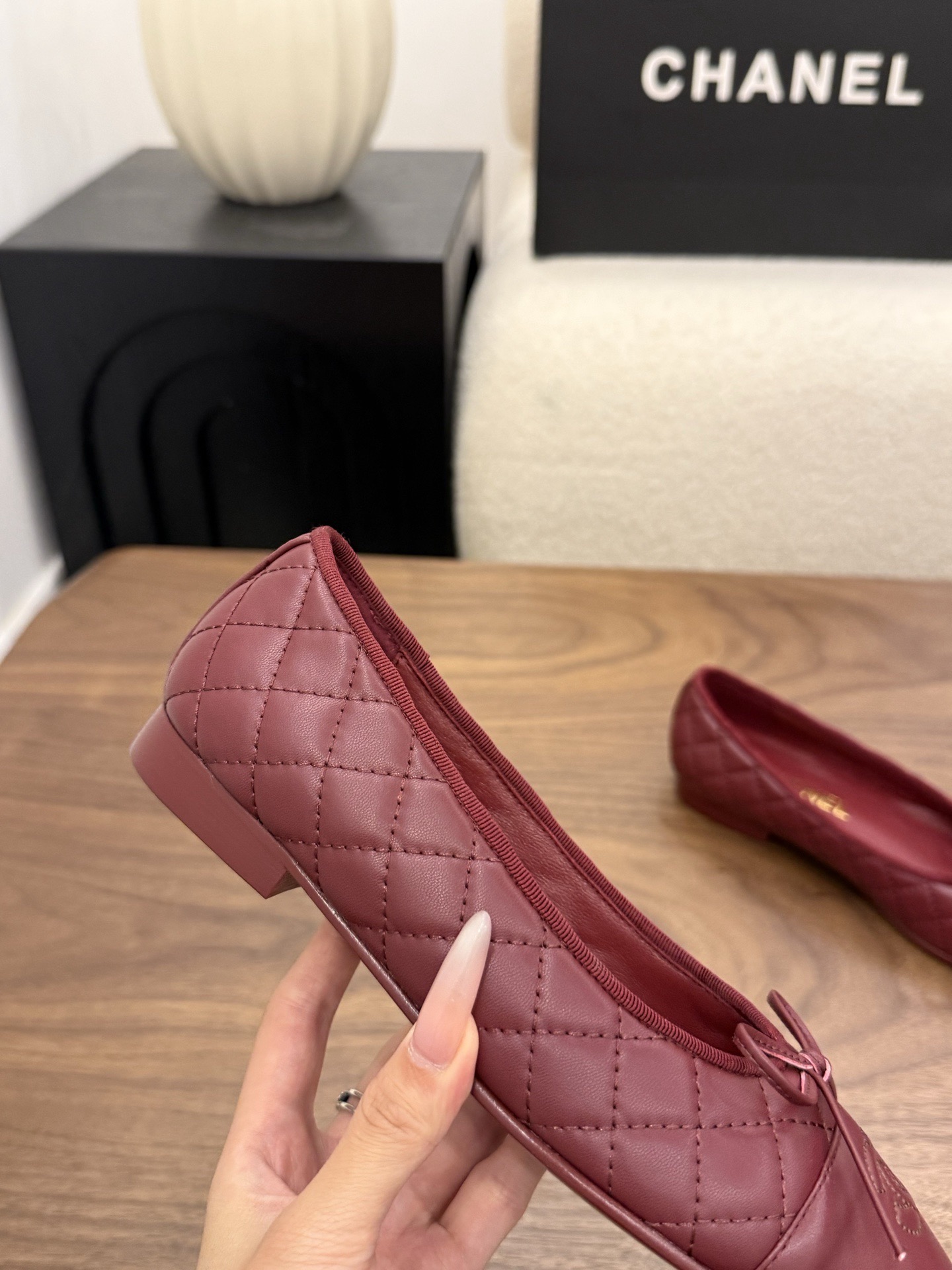 Chan 26fw flat shoes