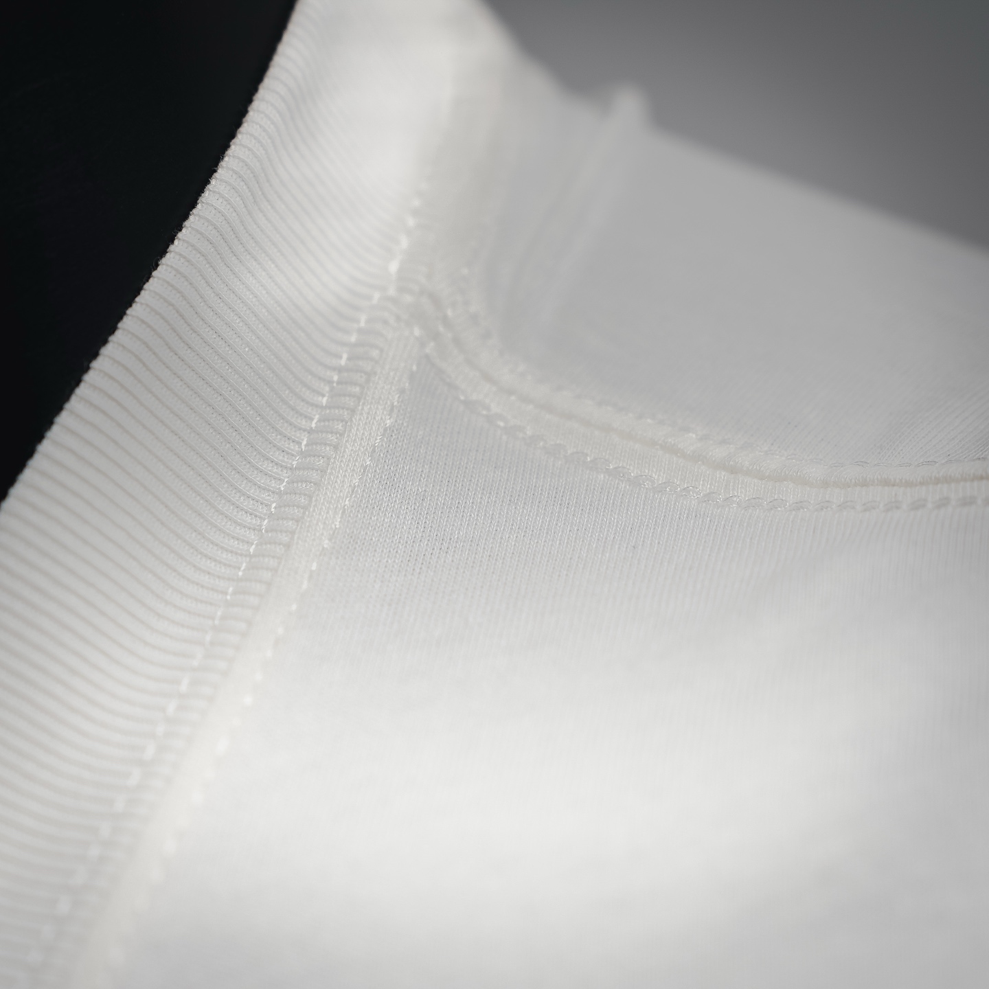 CD beaded embroidered t-shirt