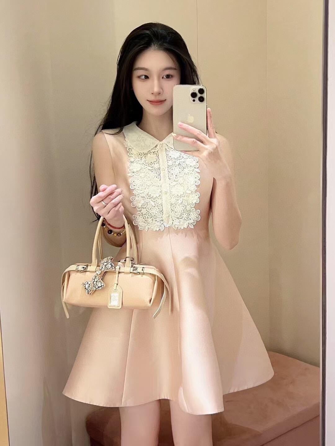 Valen 26ss lace vest dress