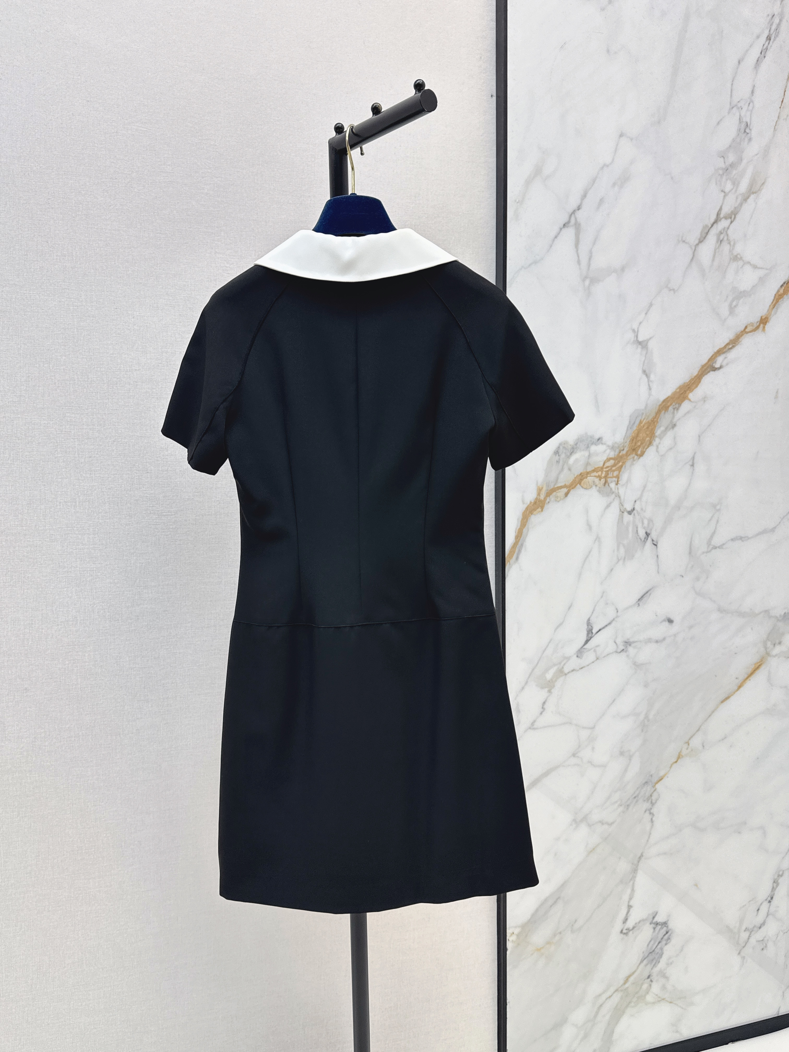 Loui 26ss zip-up dress