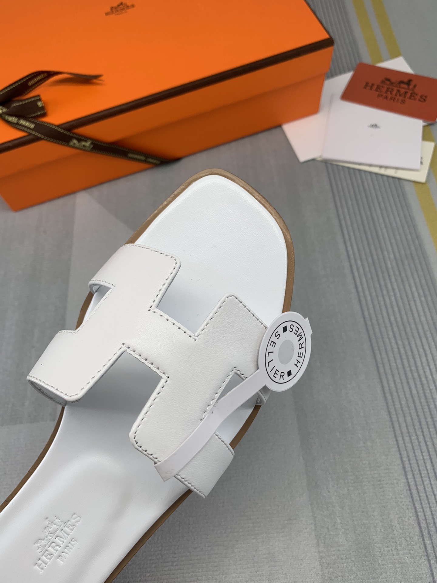 Herm womens slippers