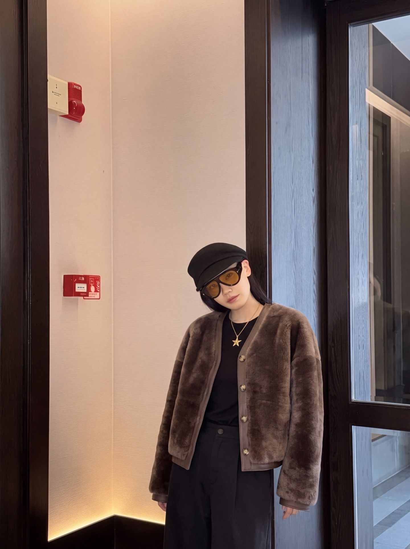 Loe 26fw fur jacket