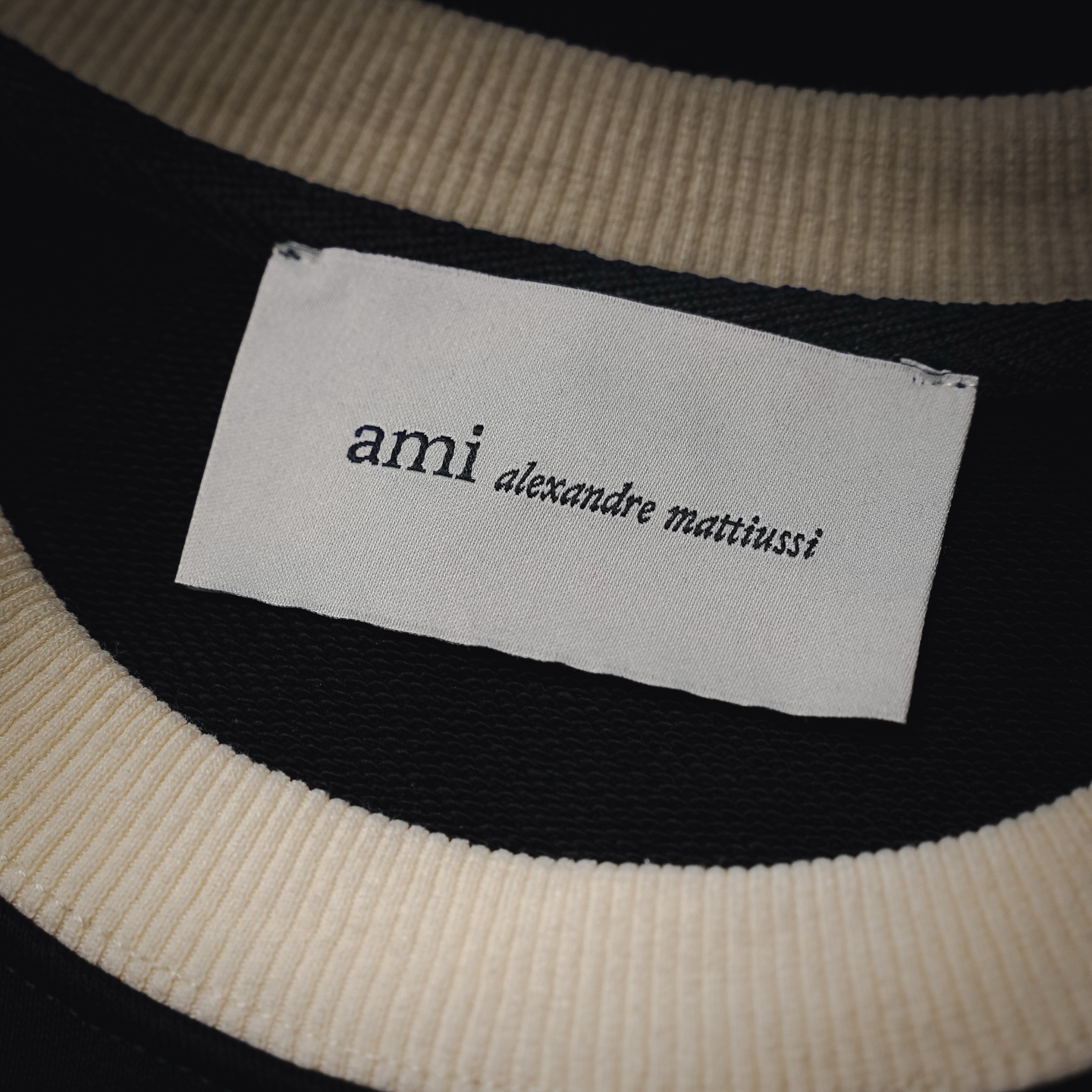 Ami embroidered swetshirt