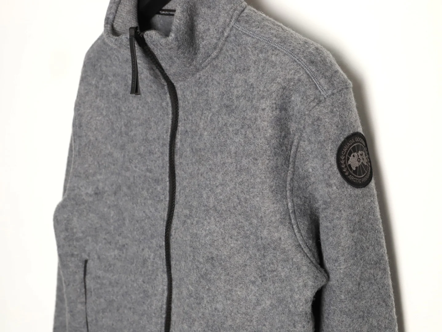 Canada zip-uup knit jacket