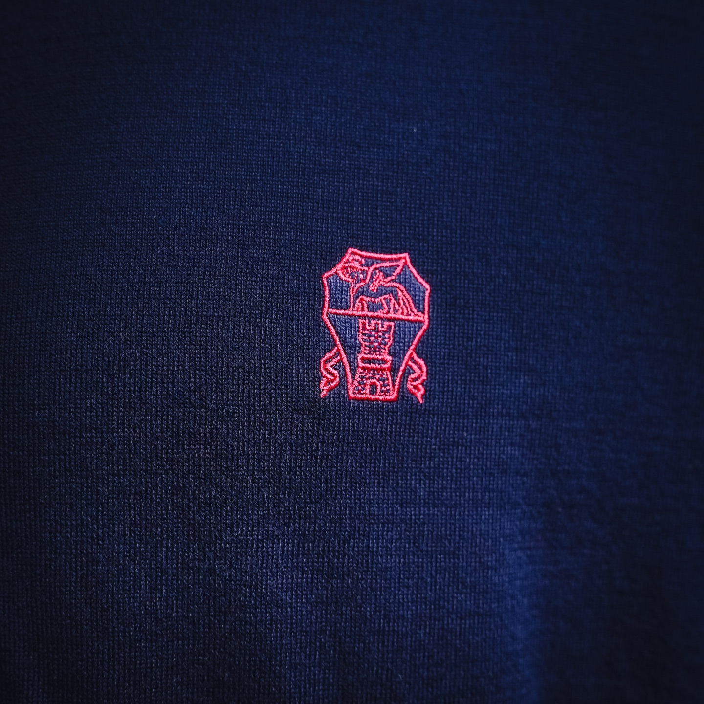 Brunello badge knit t-shirt