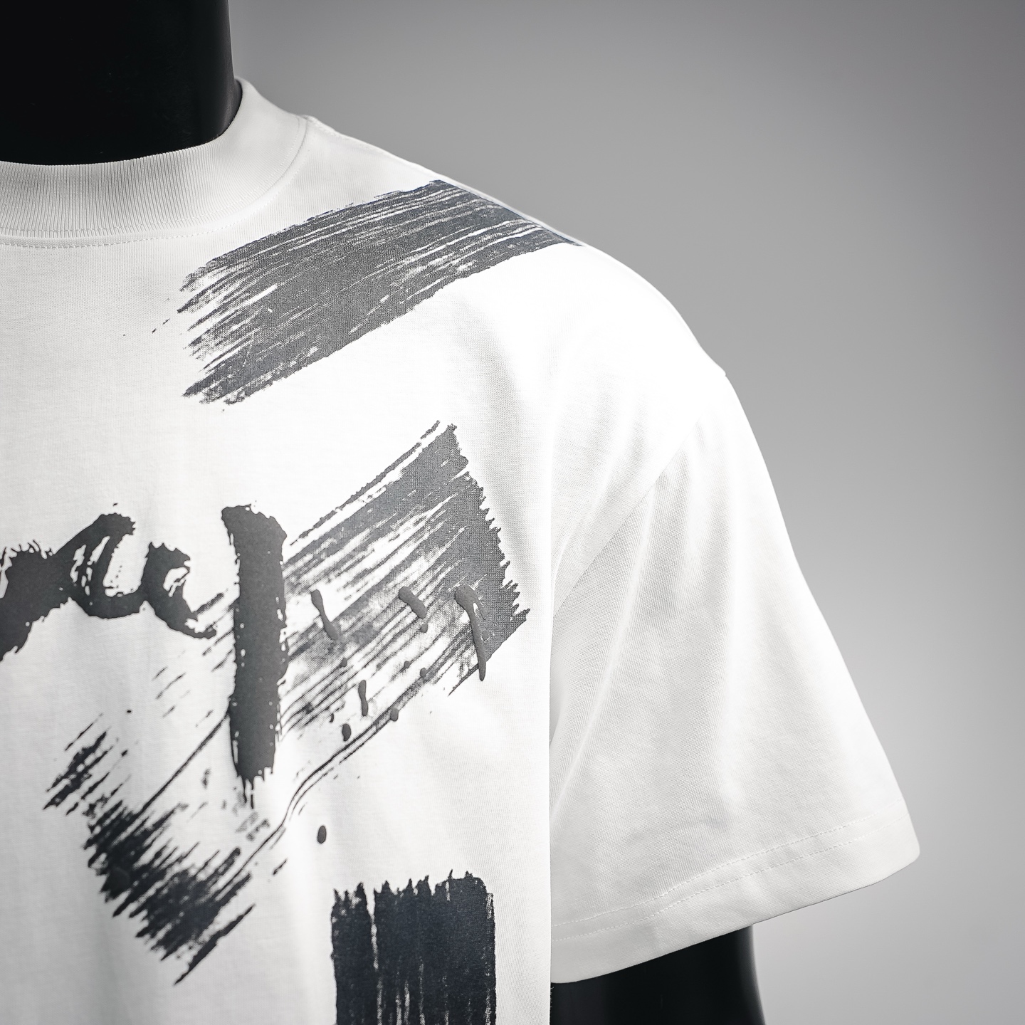 Guc graffiti printed t-shirt