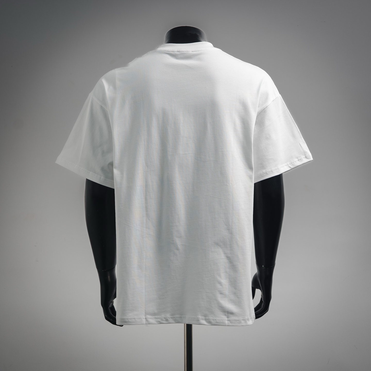 CD velvet letter t-shirt