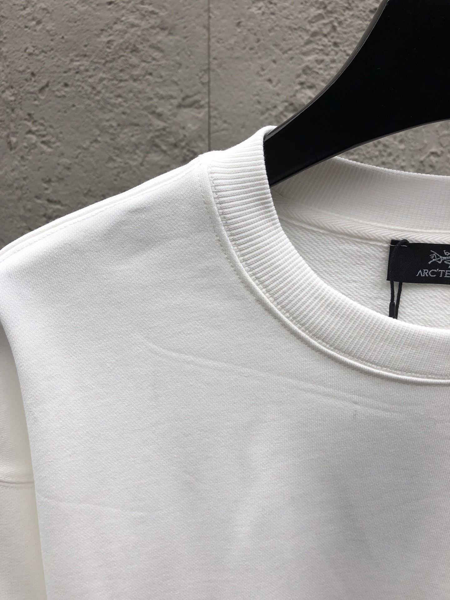 Arcter printed sweatshirt