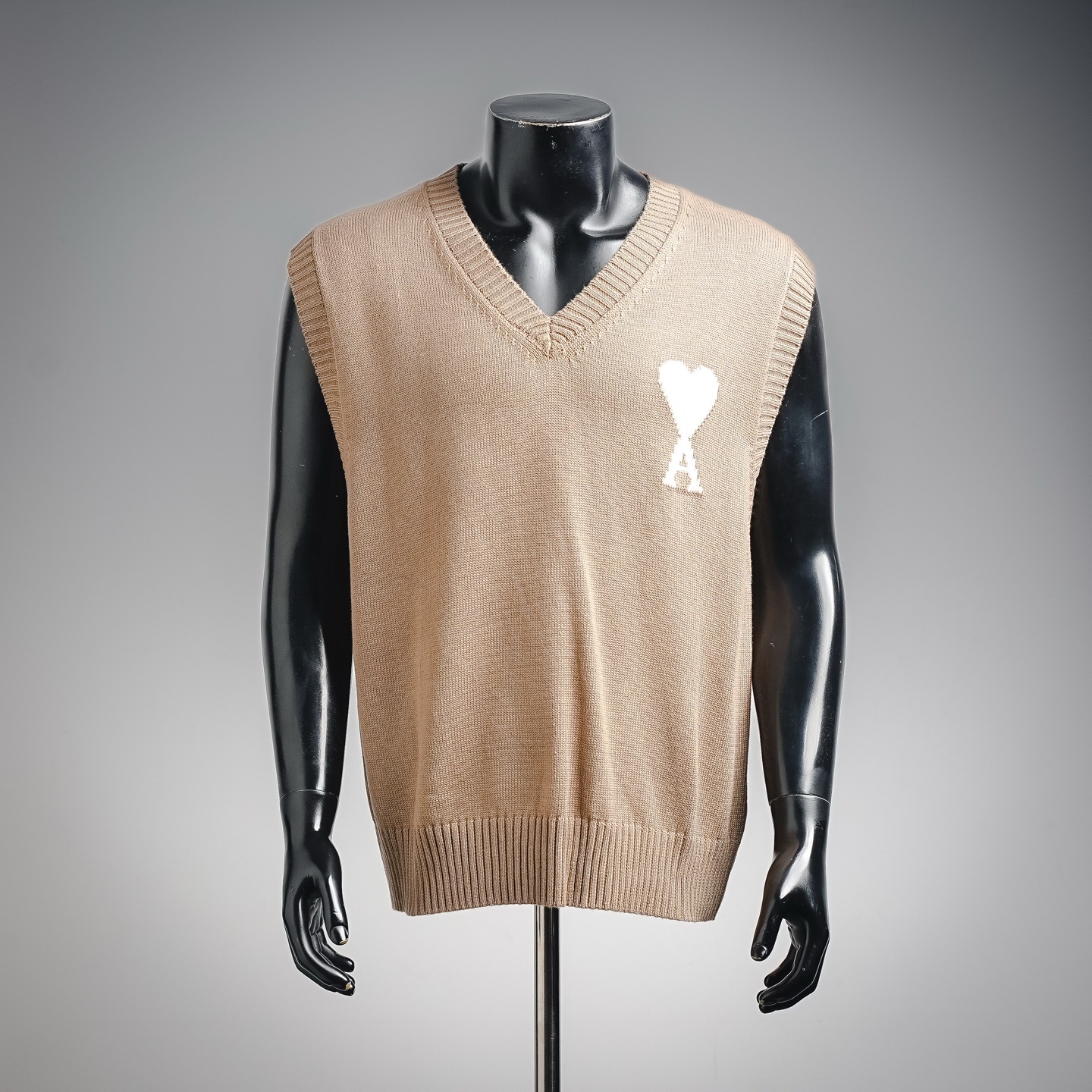 Ami cozy preppy vest