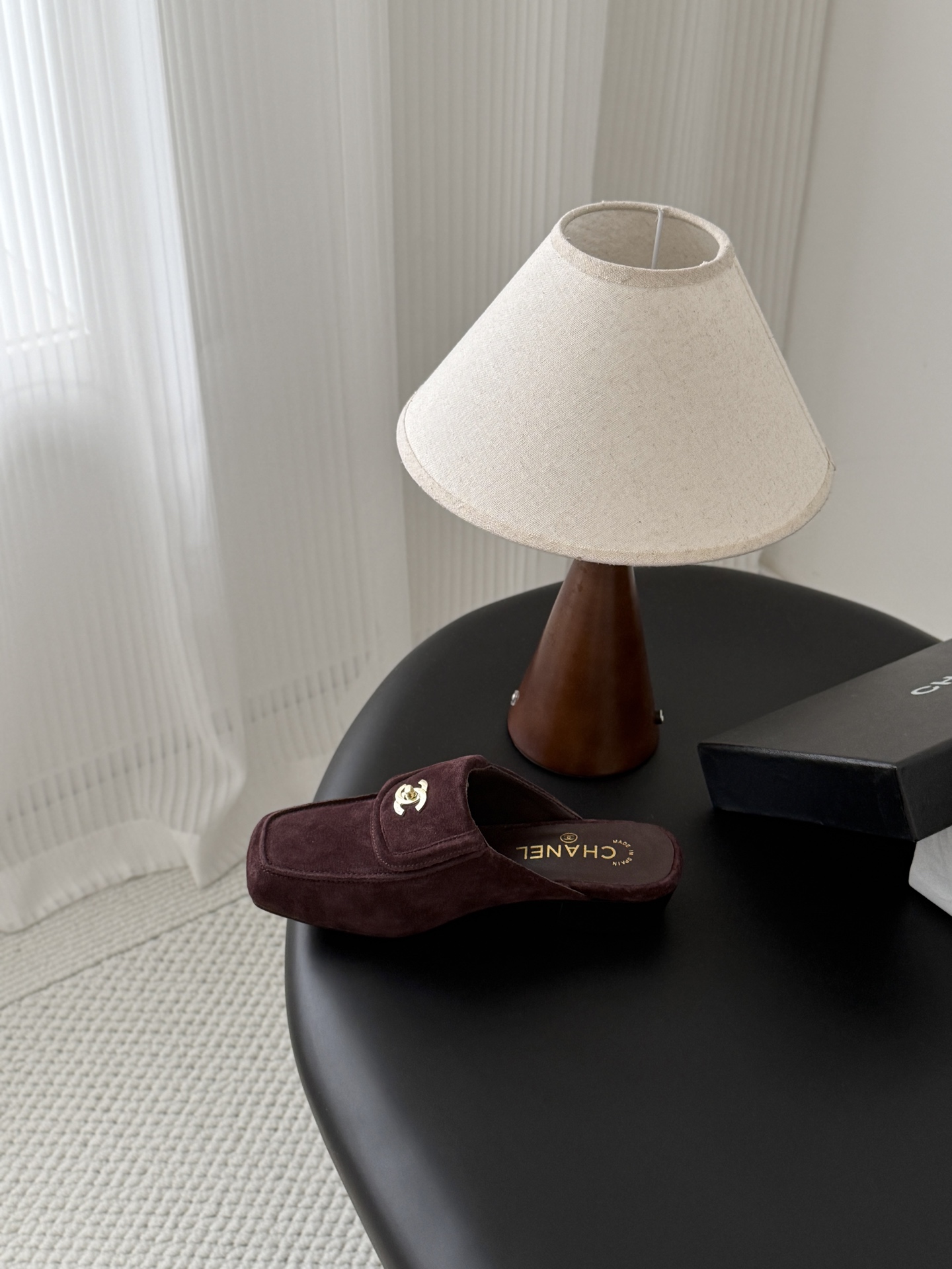Chan 26C suede mules