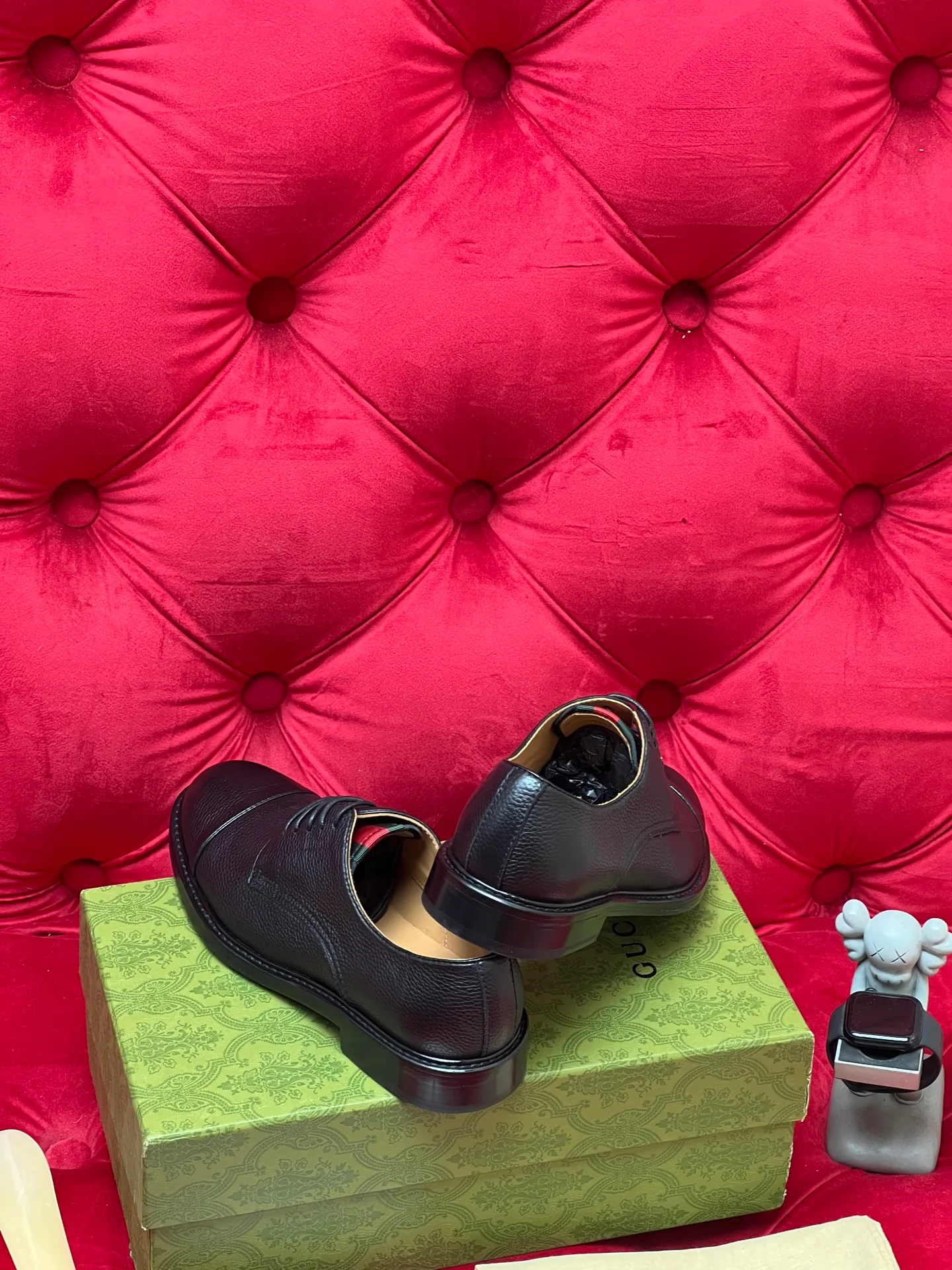 Guc leather shoes