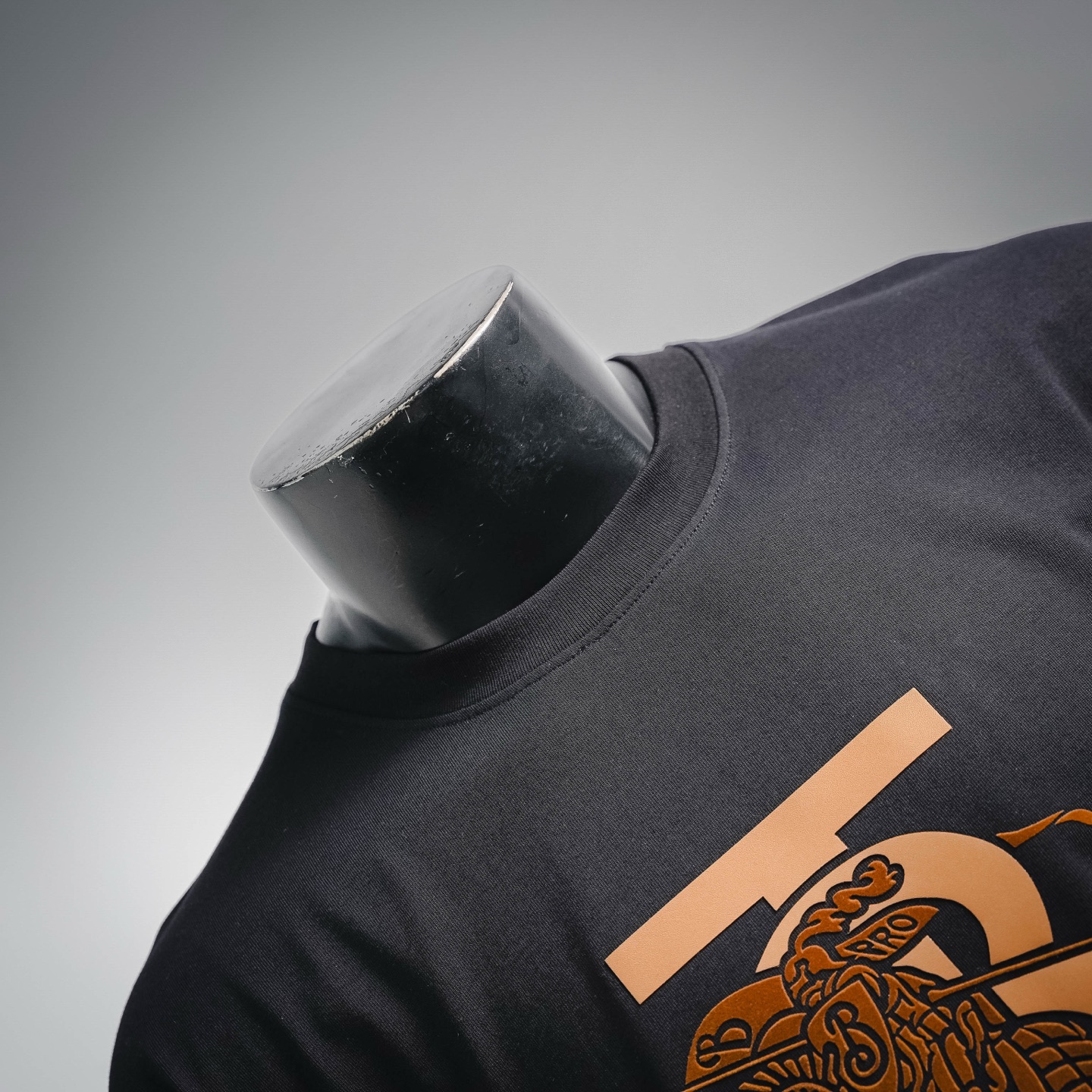 Bur flocked t-shrit