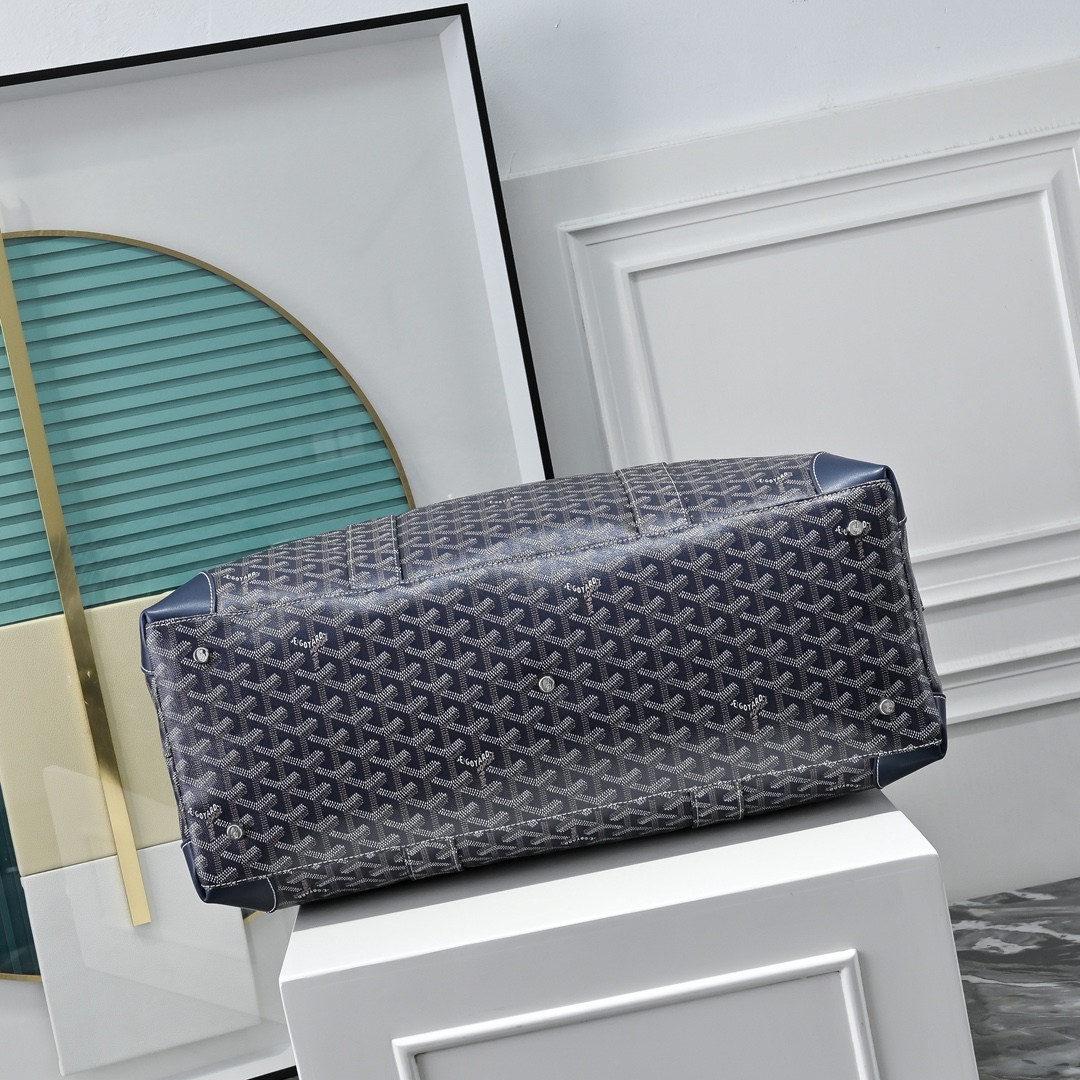 Goya travel bag