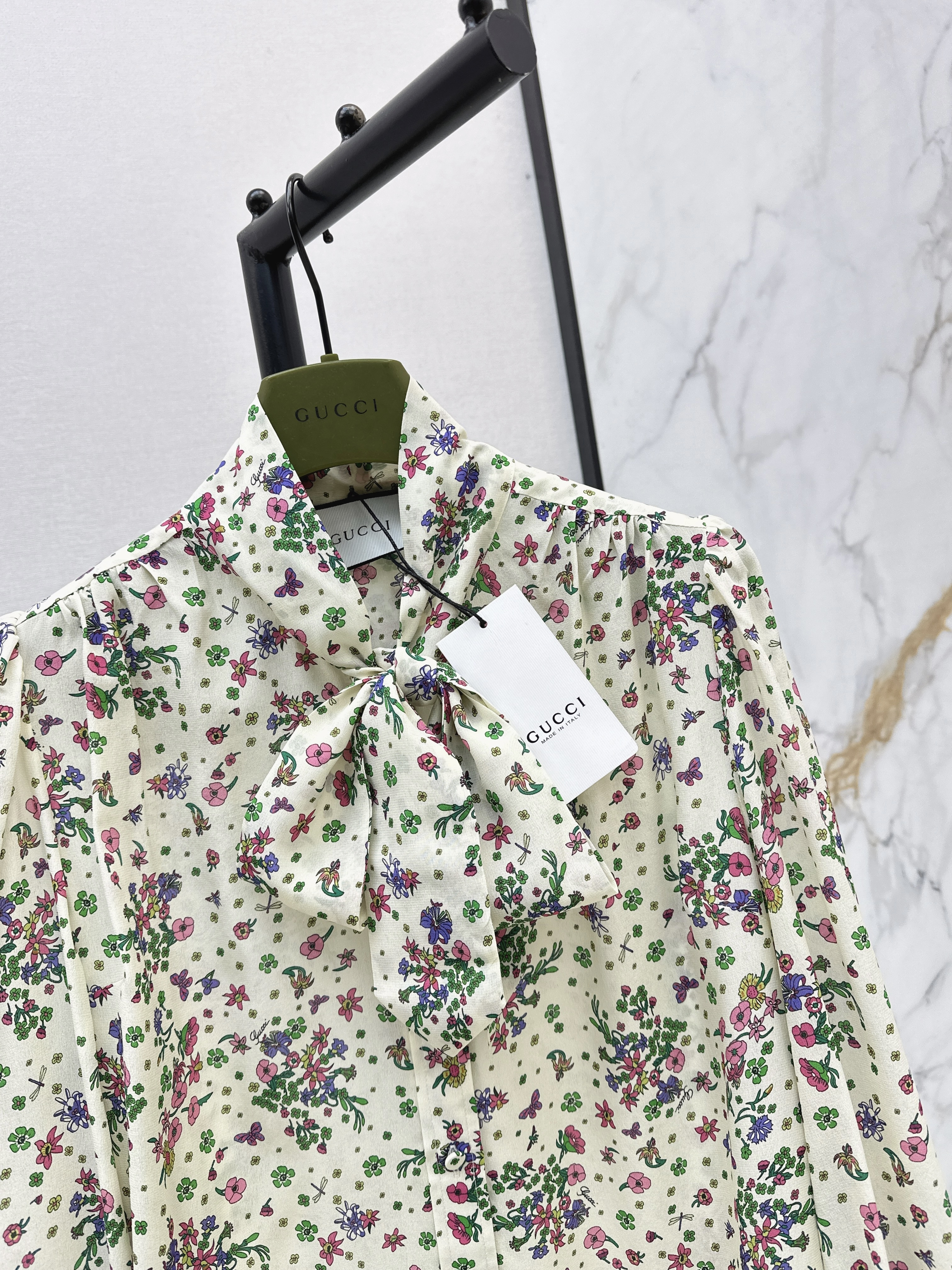 Guc 26ss print floarl silk shirt