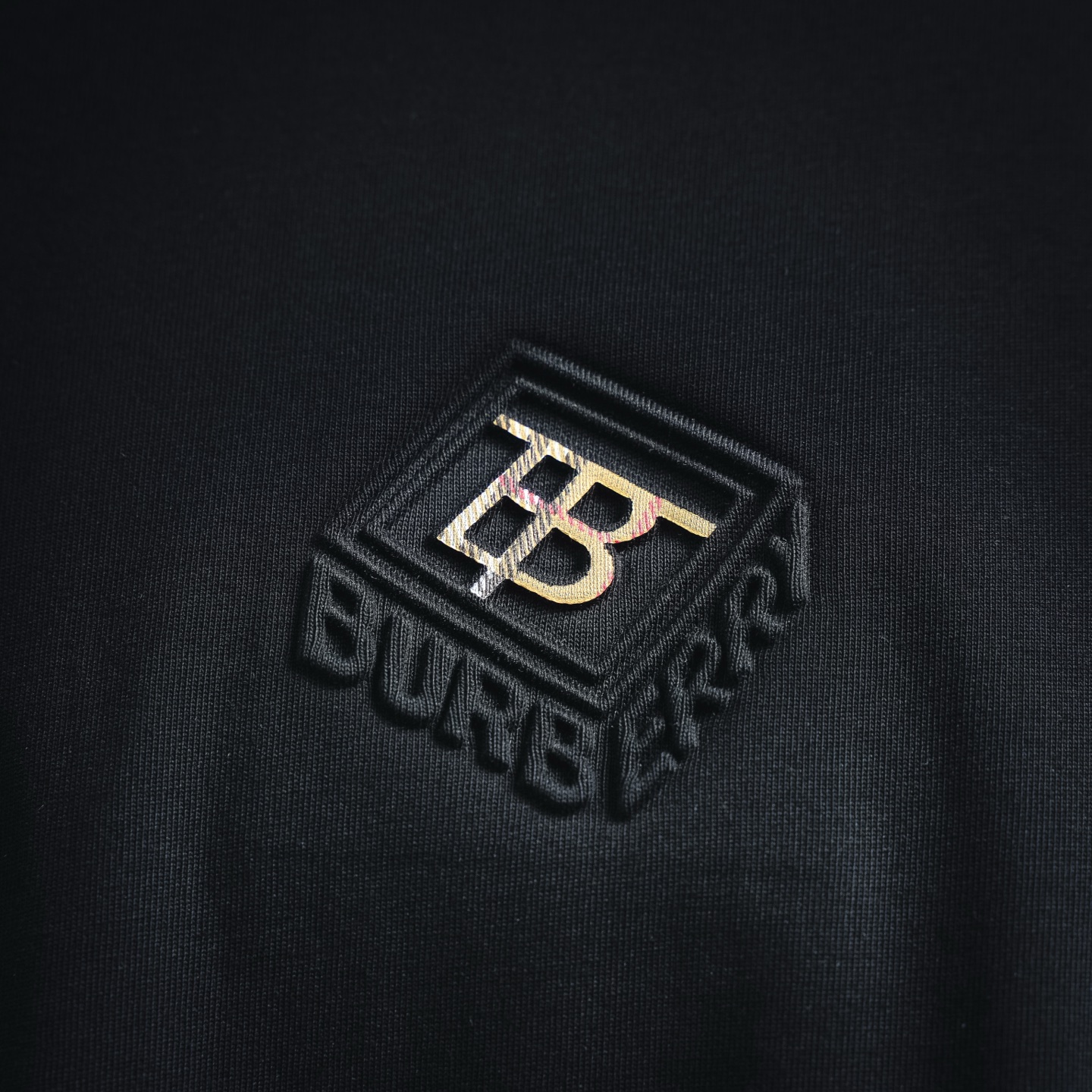 Bur embossed t-shirt