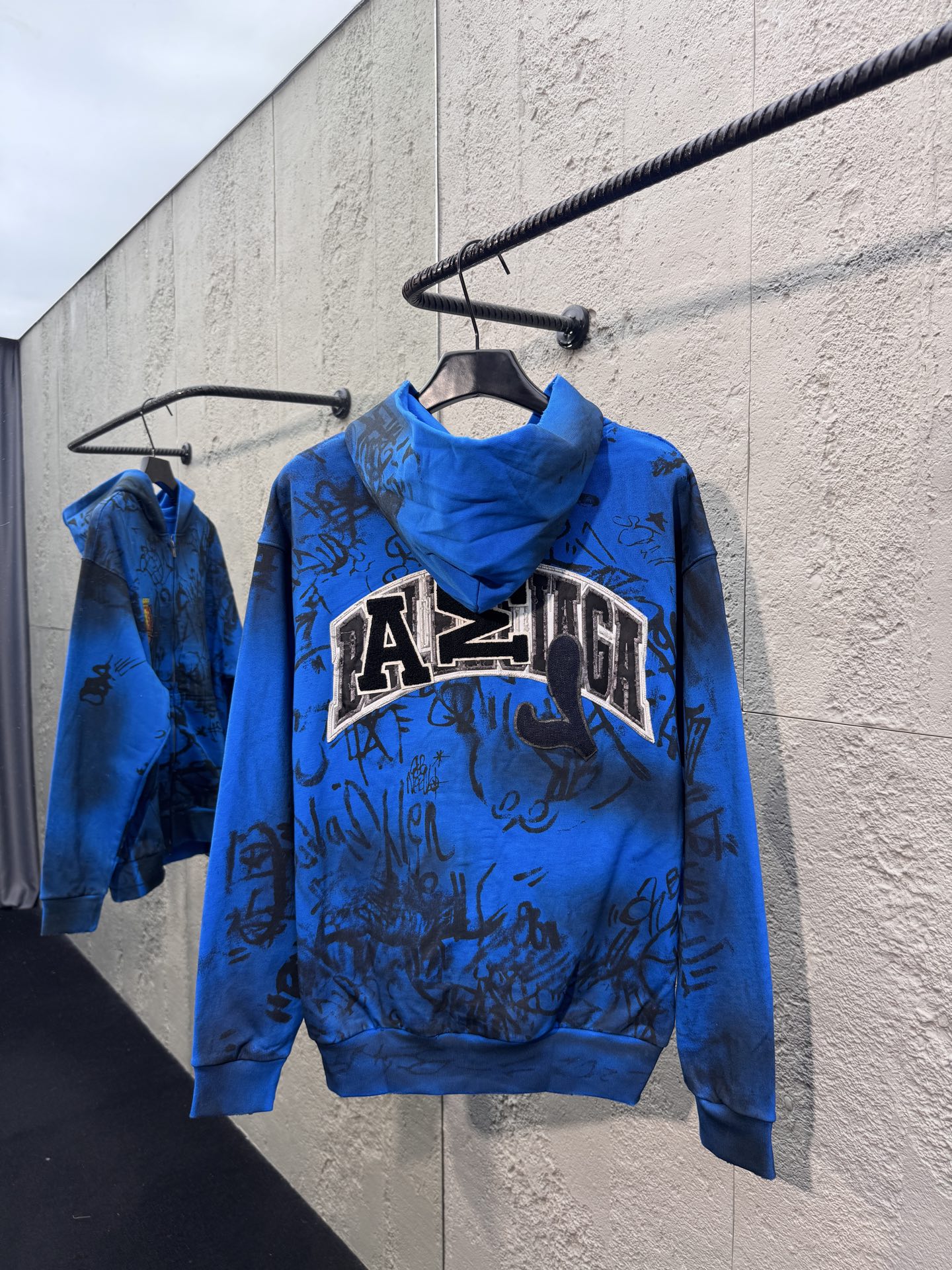 Balen graffiti-print jacket