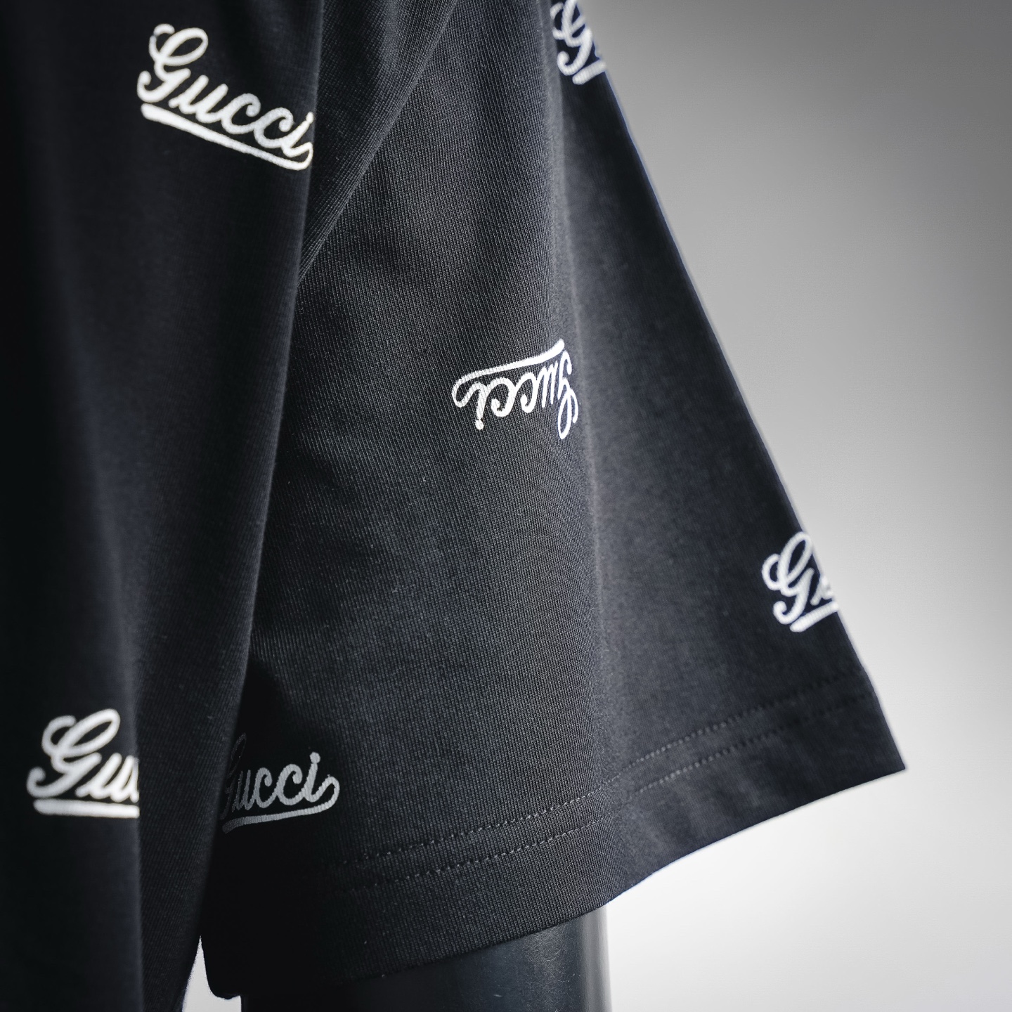 Guc all-over logo t-shirt
