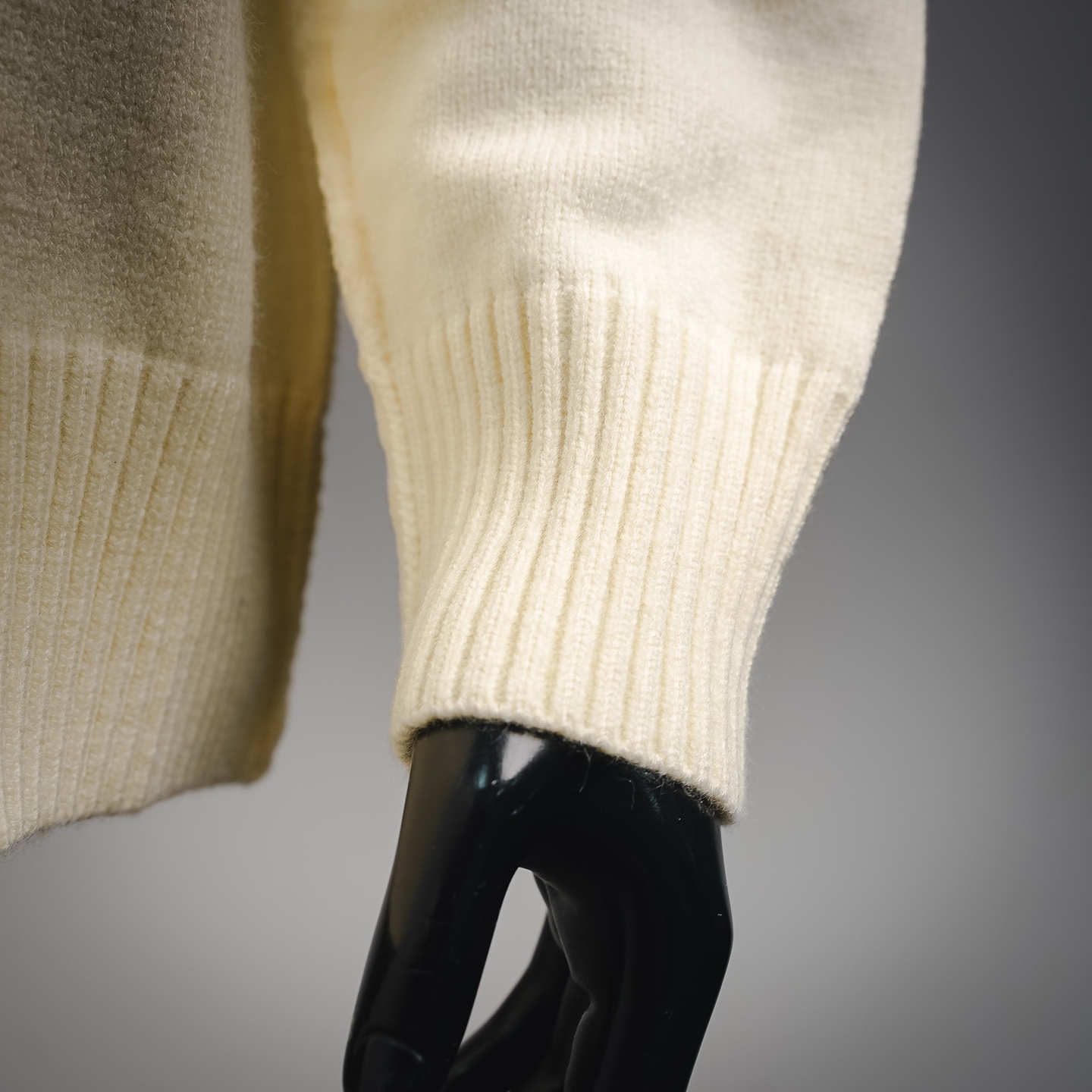 Ami relaxed sweater