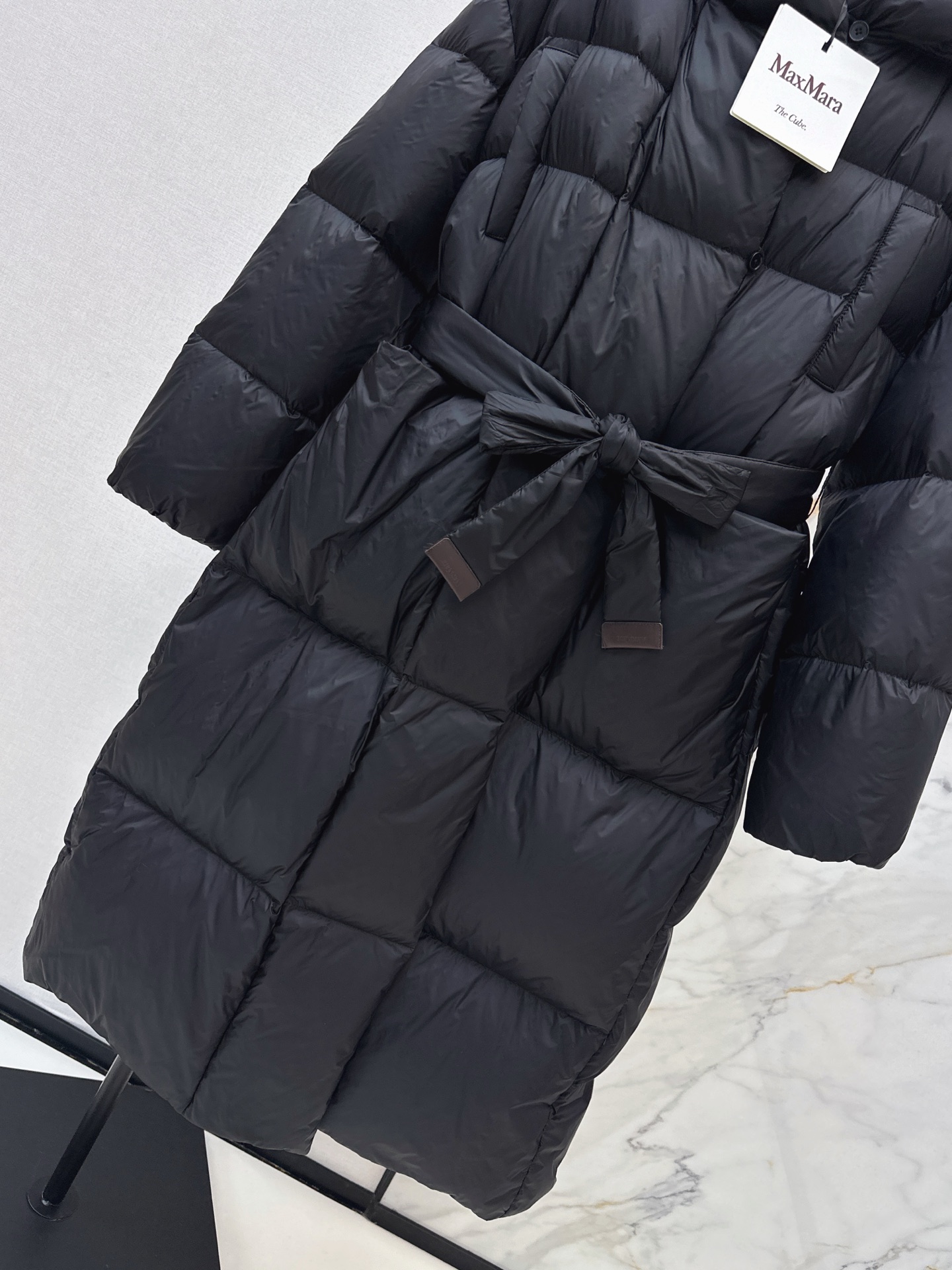 Max 26fw long hooded down jacket