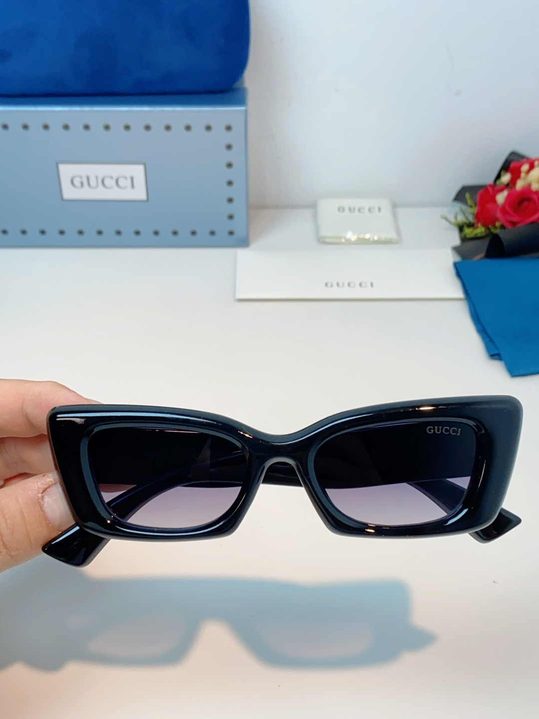 Guc sunglasses