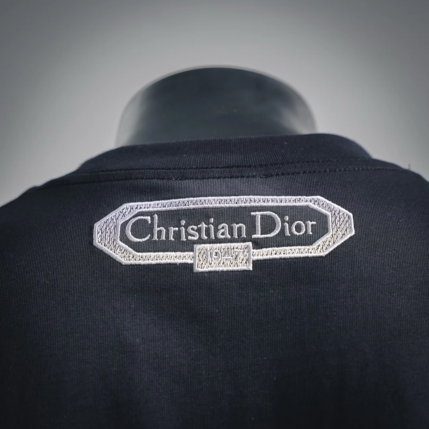 CD embroidered t-shirt