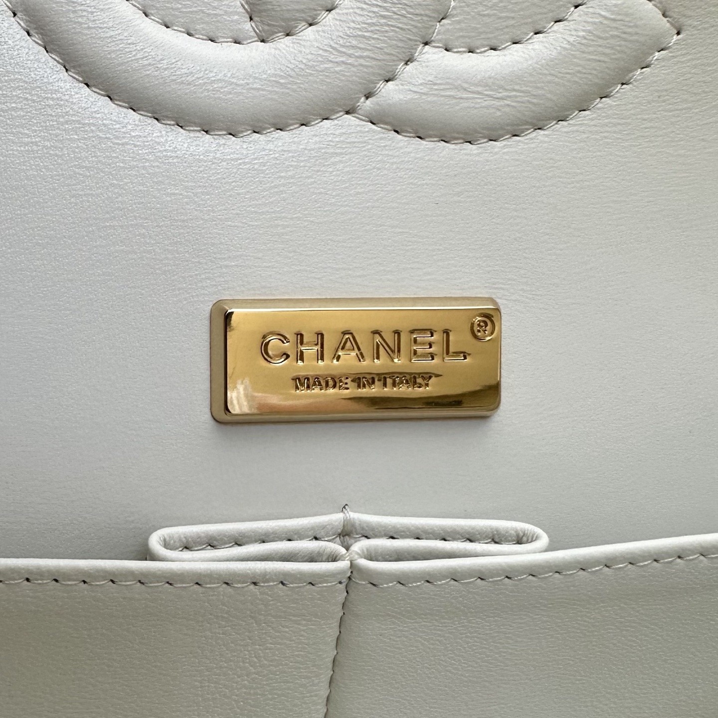 Chan 26K CF2.55 Embroidered Bag