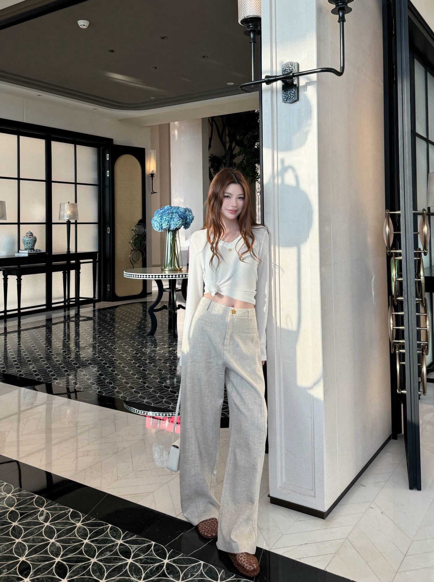 Chan 26fw ruffle basic tee
