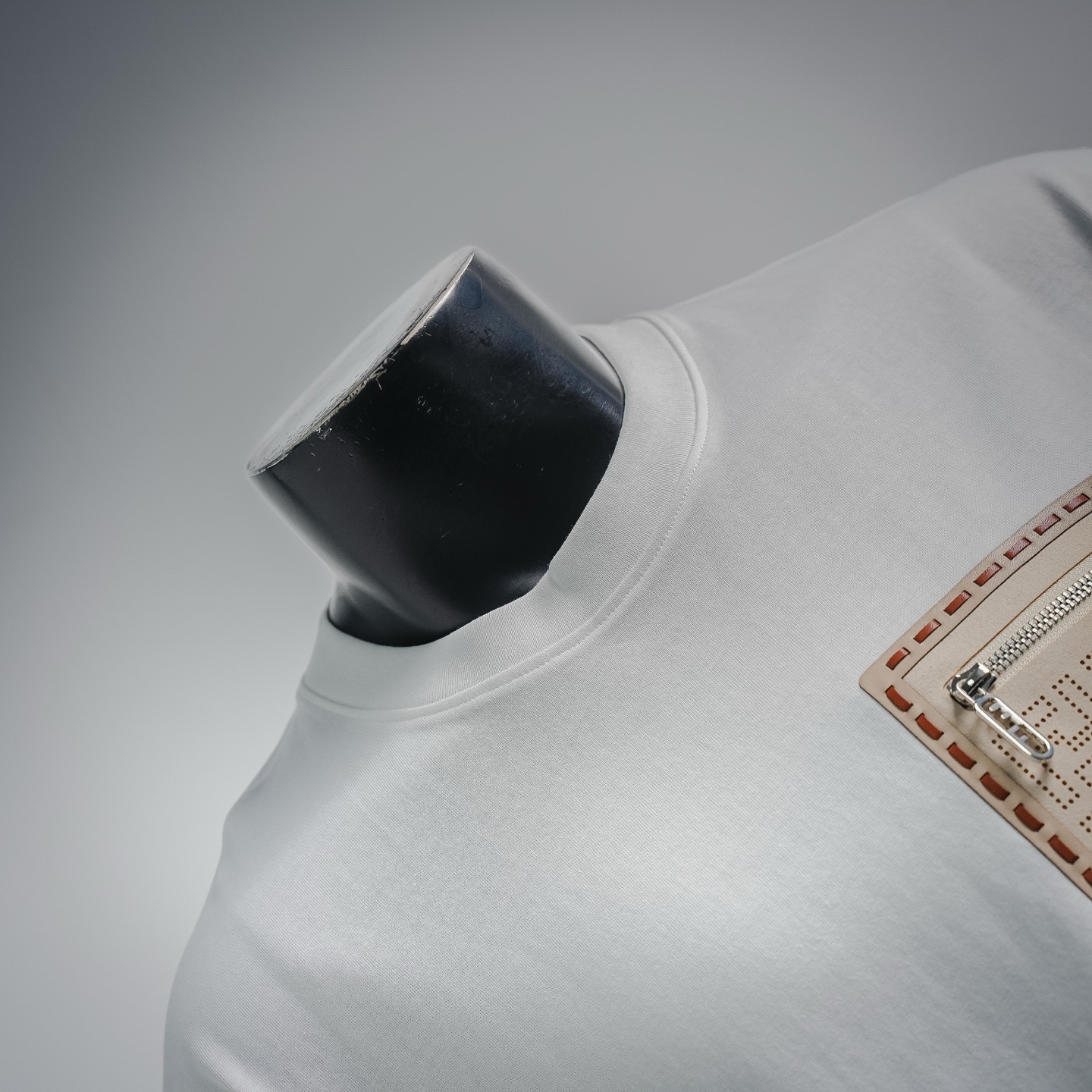 Fend zip-up pocket t-shirt
