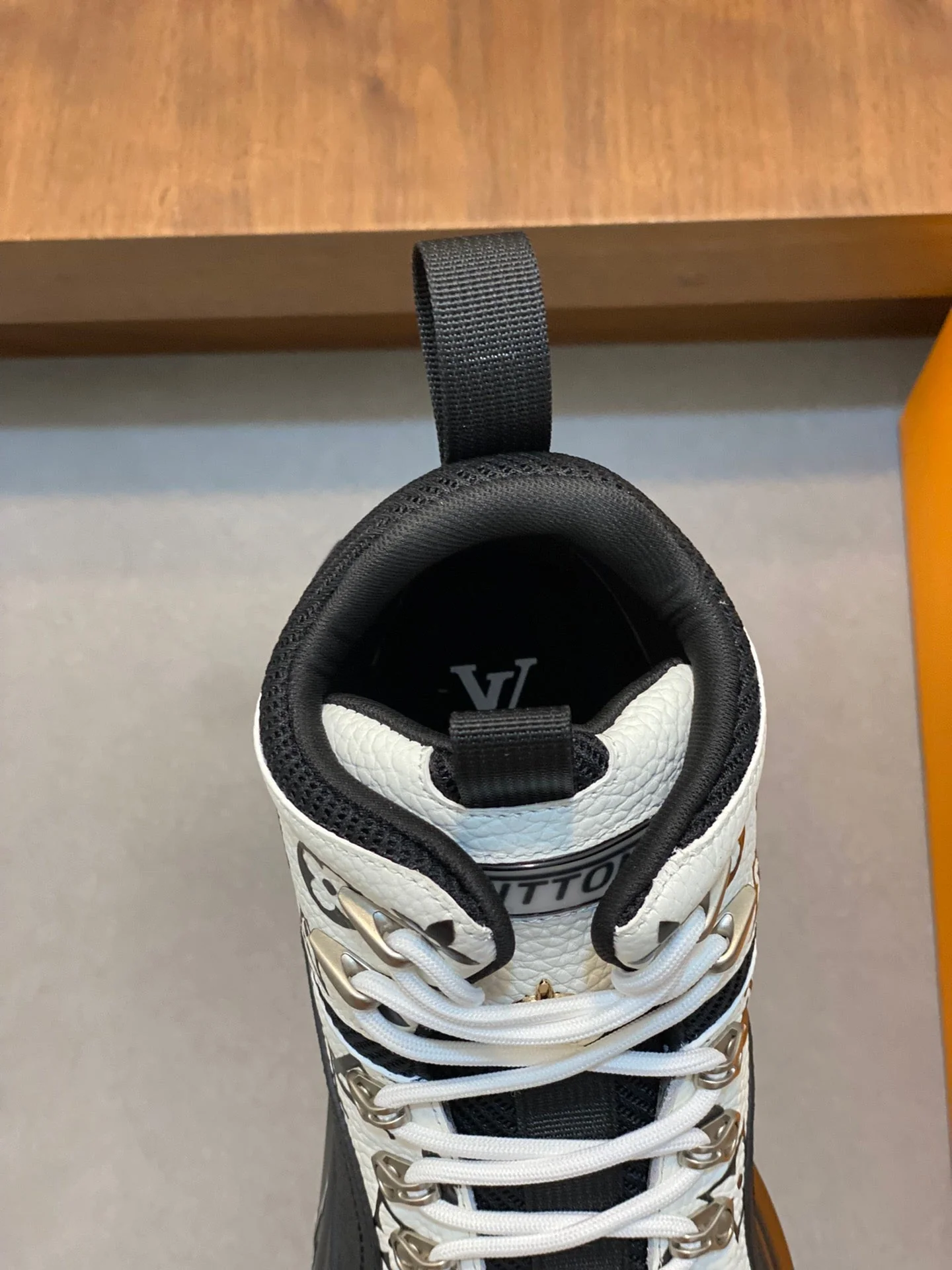 Louis discover sneakers
