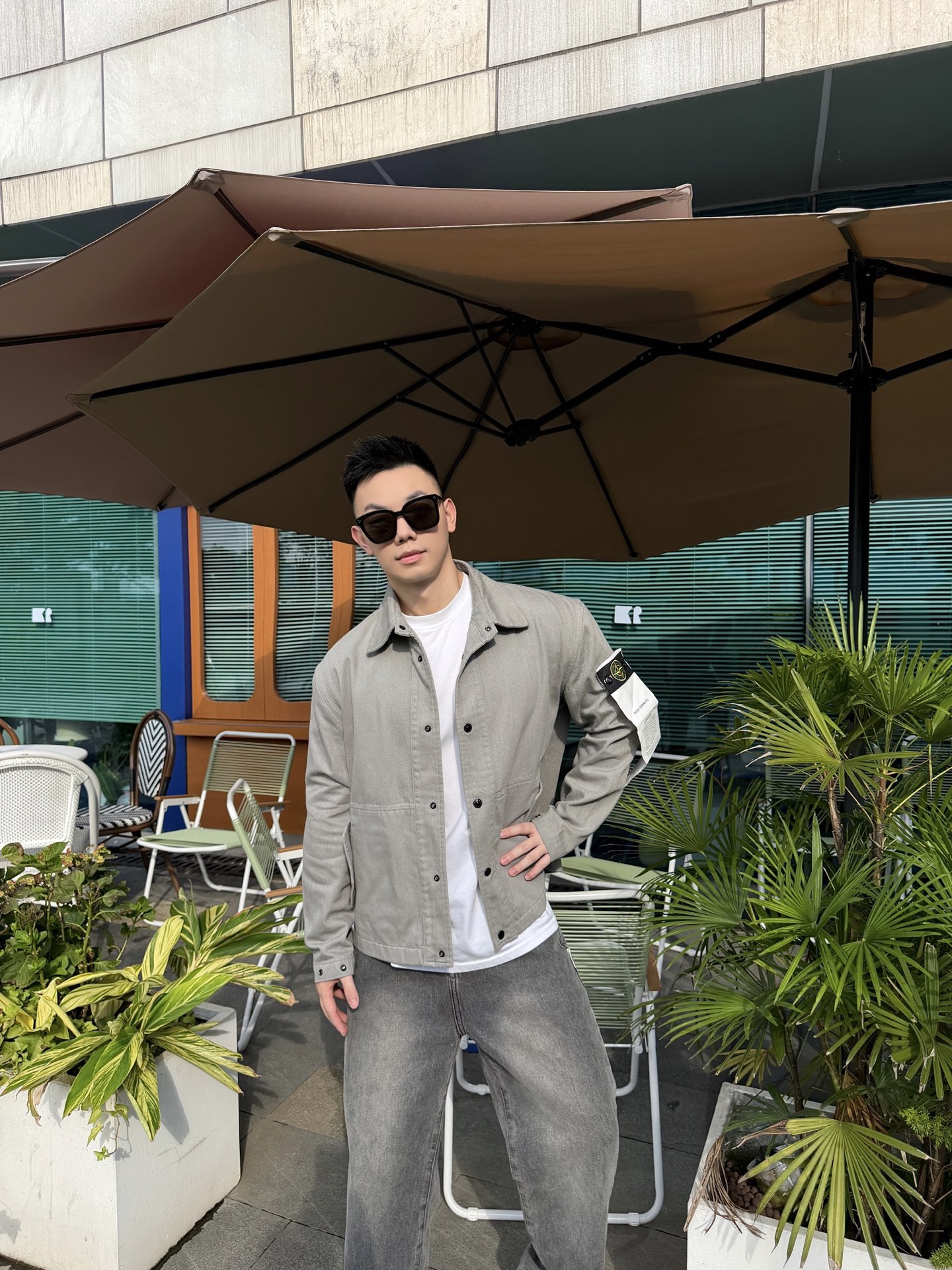 Stone washed utility jacket