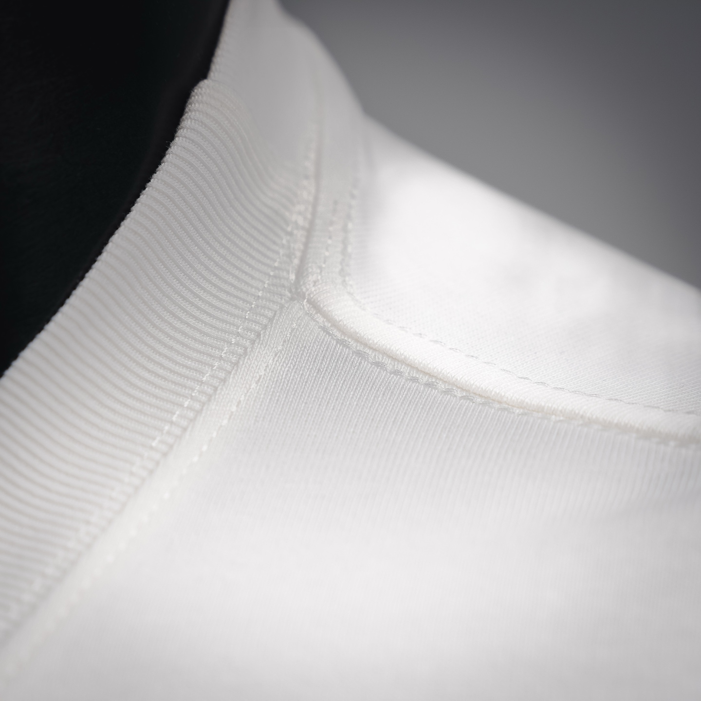 Guc embroidered sweatshirt