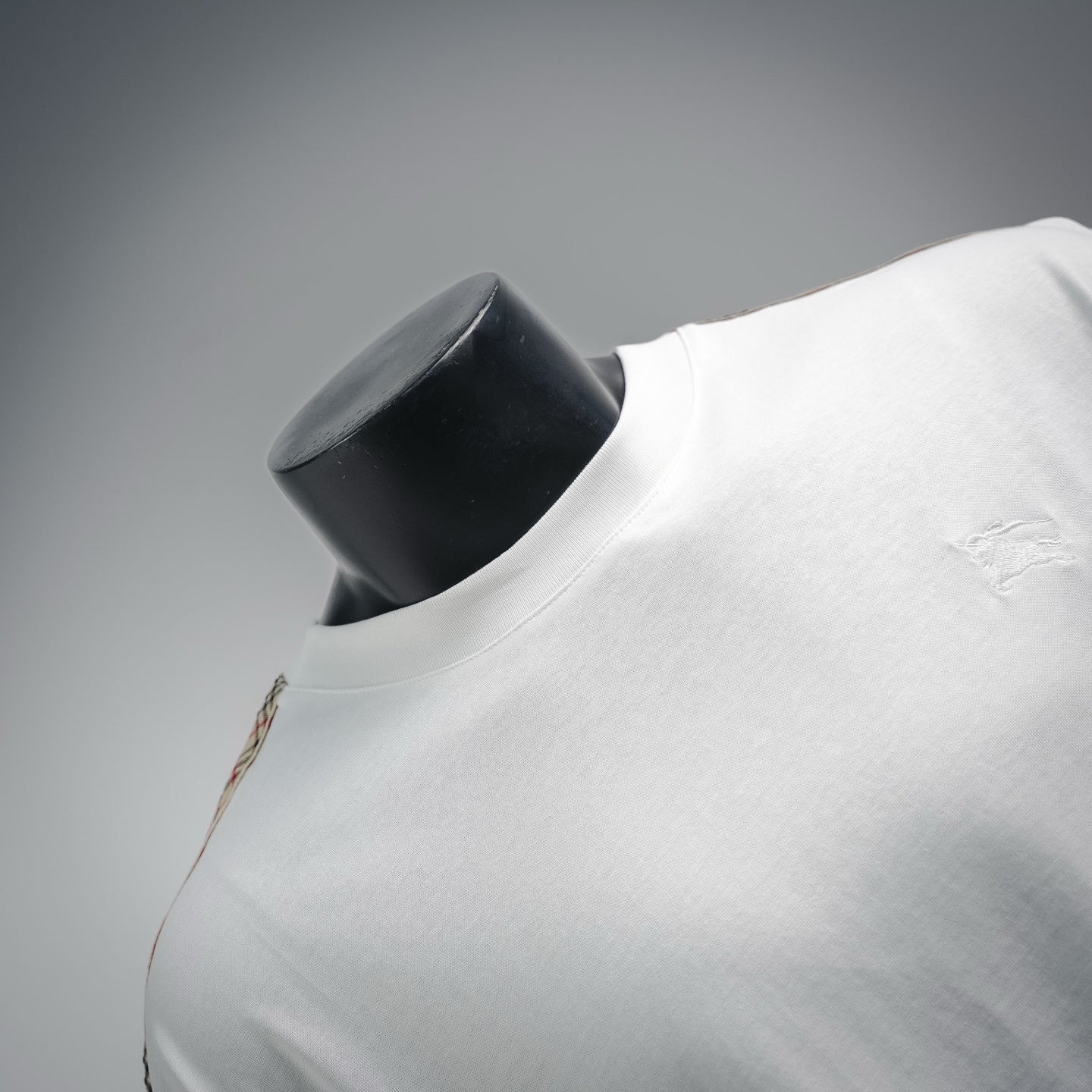 Bur plaid embroidered t-shirt