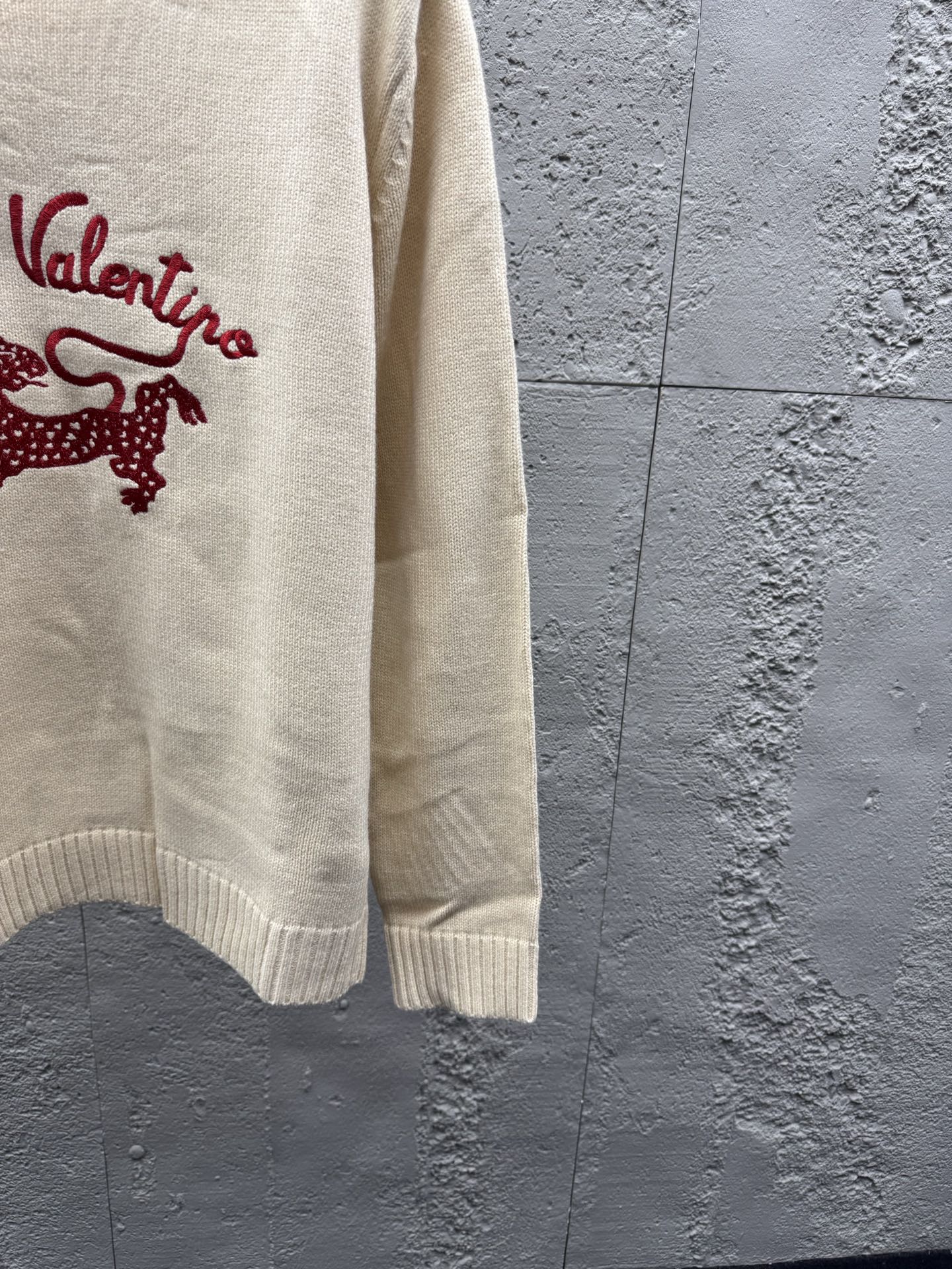 Valent embroidered sweater