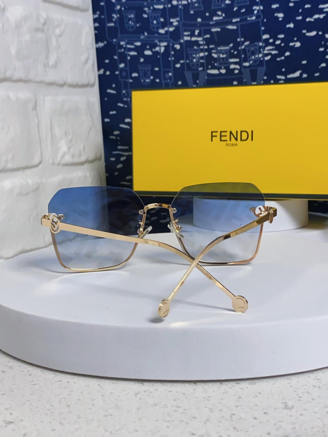 Fend sunglasses