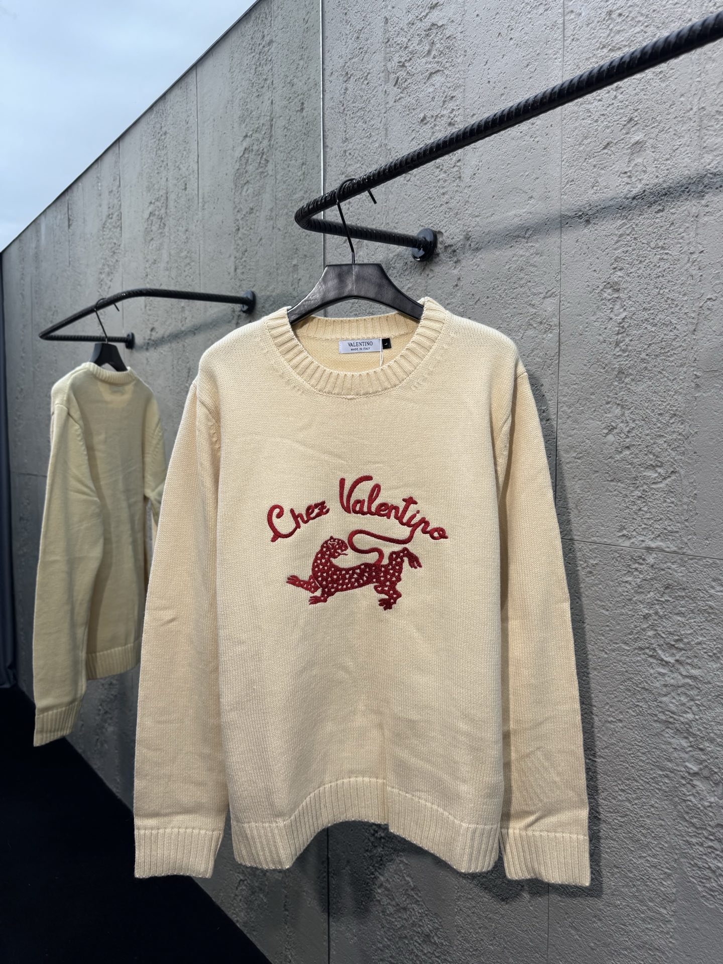 Valent embroidered sweater