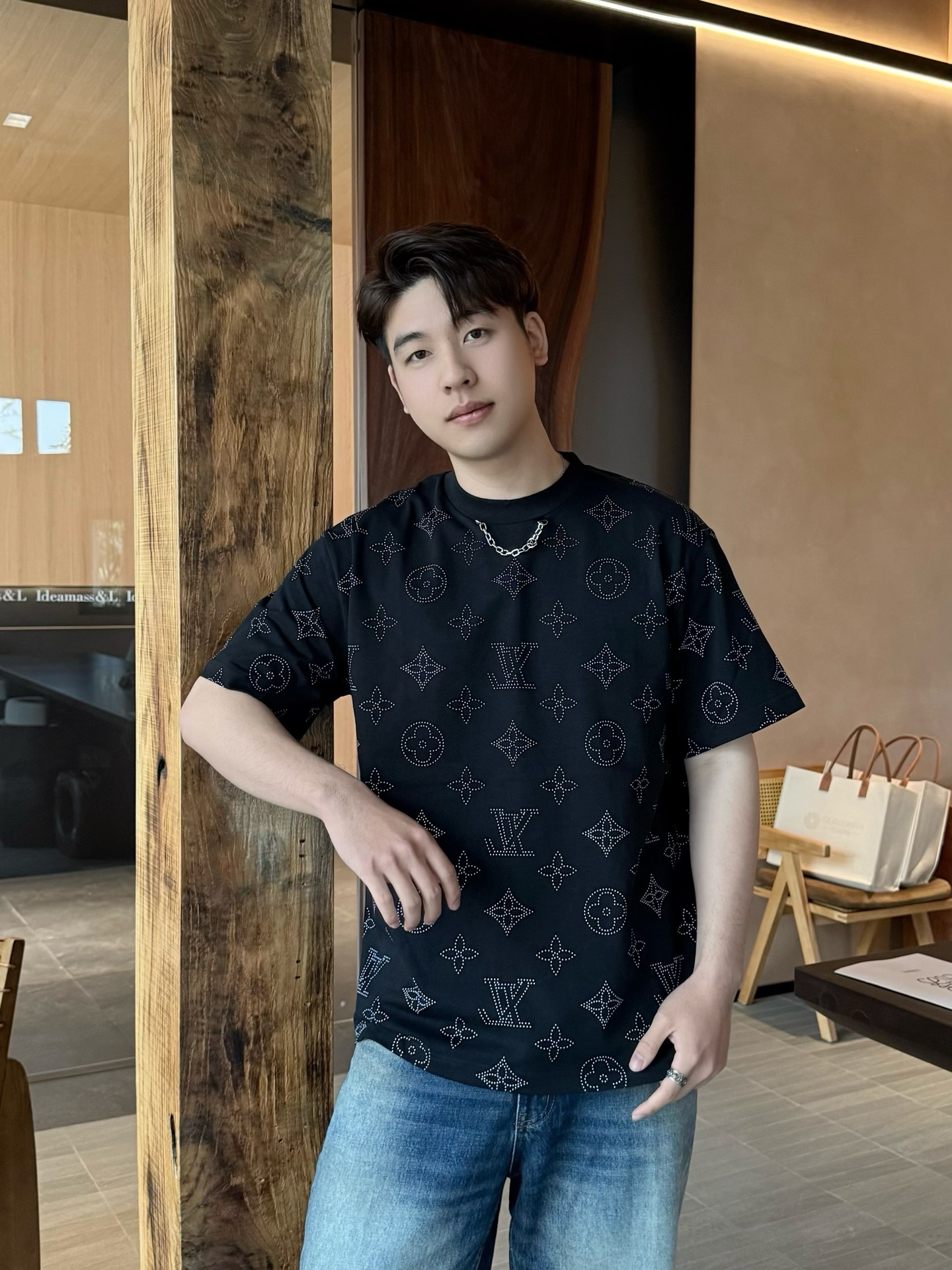 Louis all-over logo t-shirt