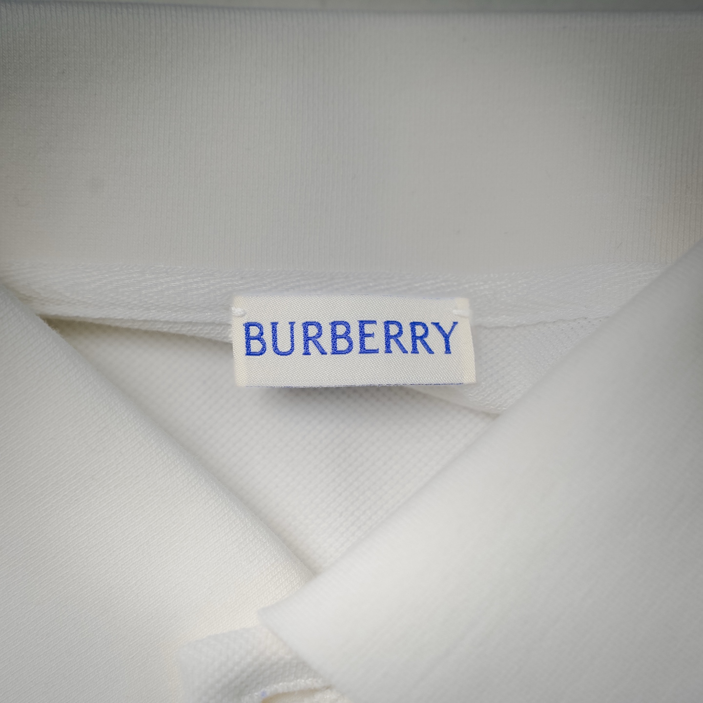 Bur applique t-shirt