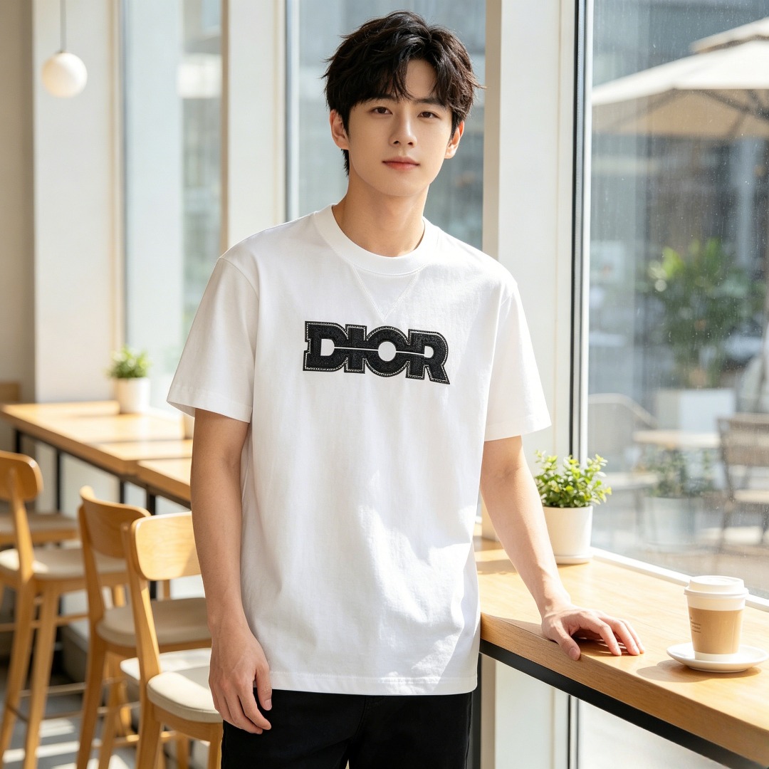 CD beaded embroidered t-shirt