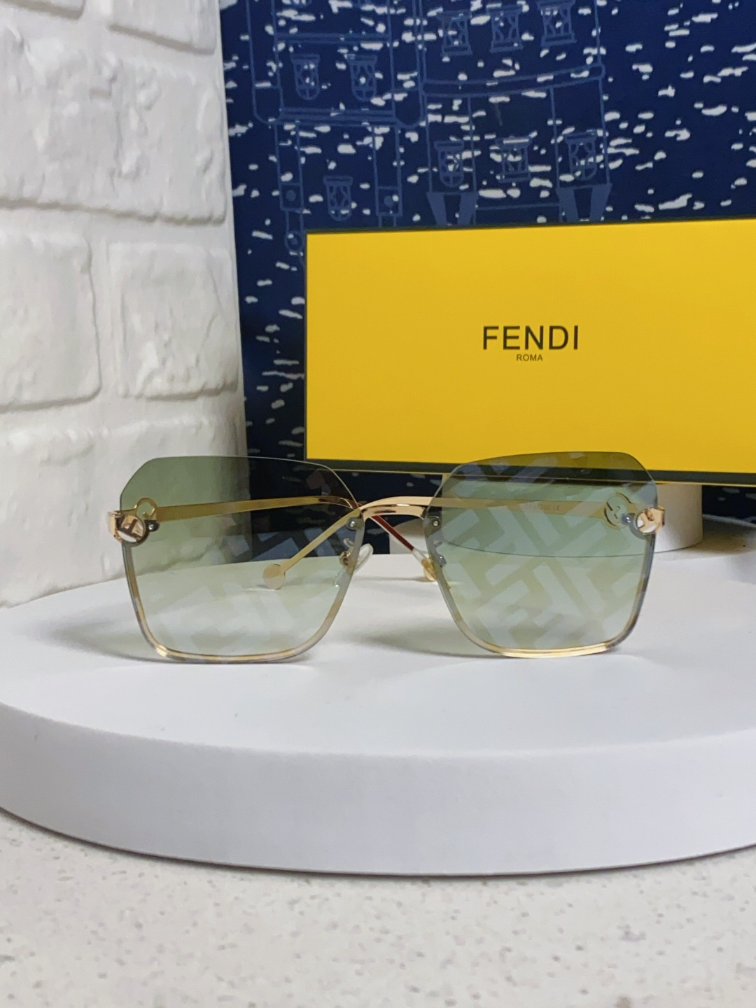 Fend sunglasses