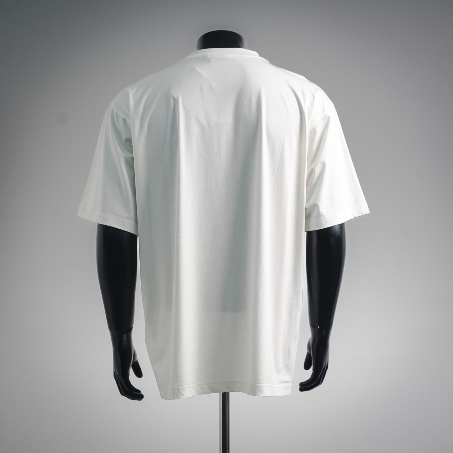 Pra embroidery t-shirt