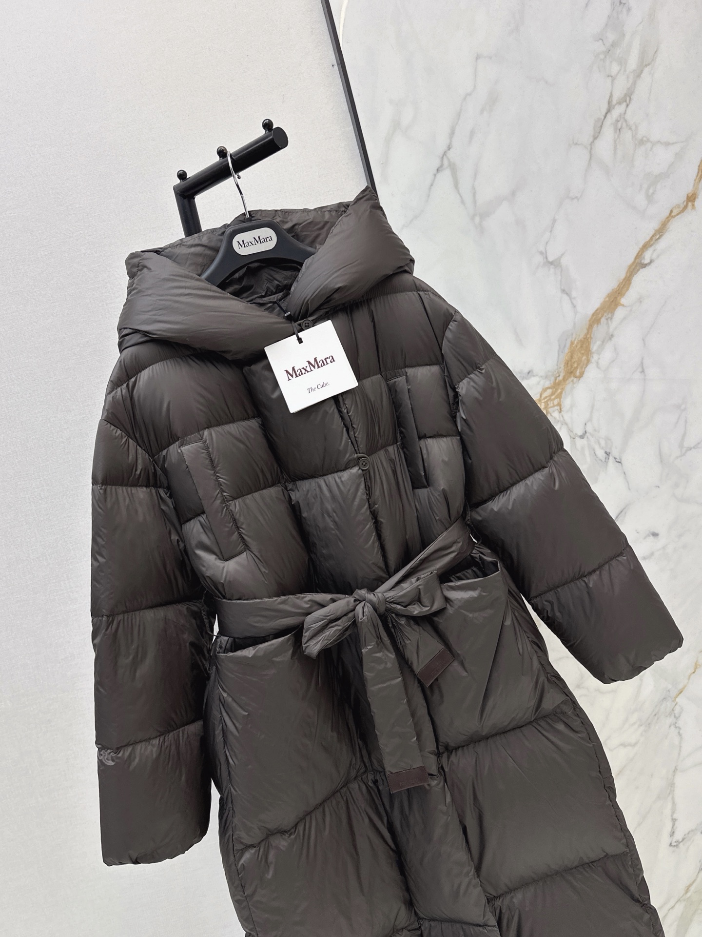 Max 26fw long hooded down jacket