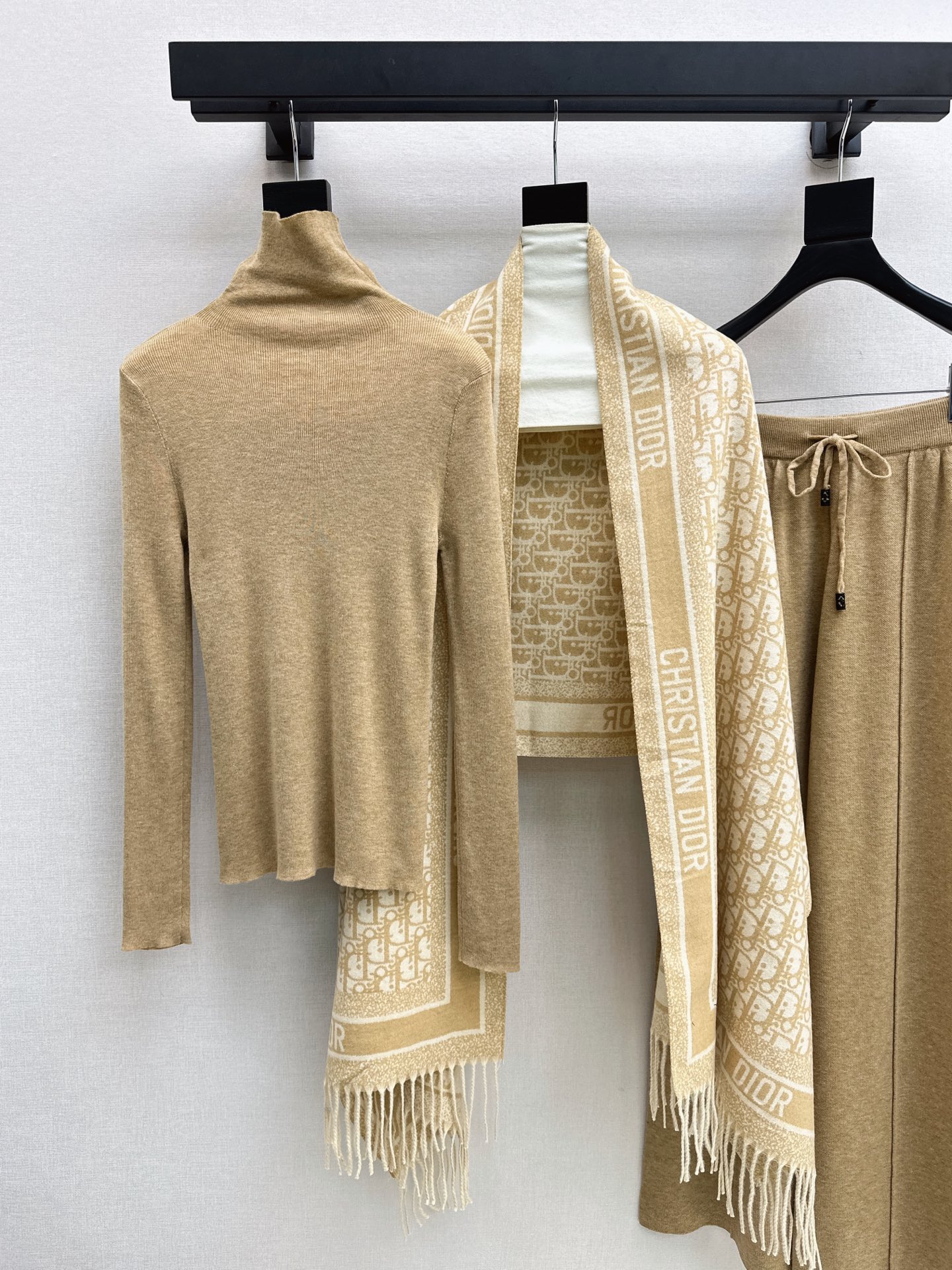 CD 26fw knit shawls basic tee pants sets