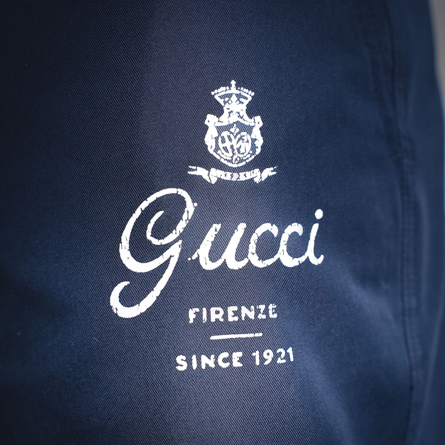 Guc letter printed pants
