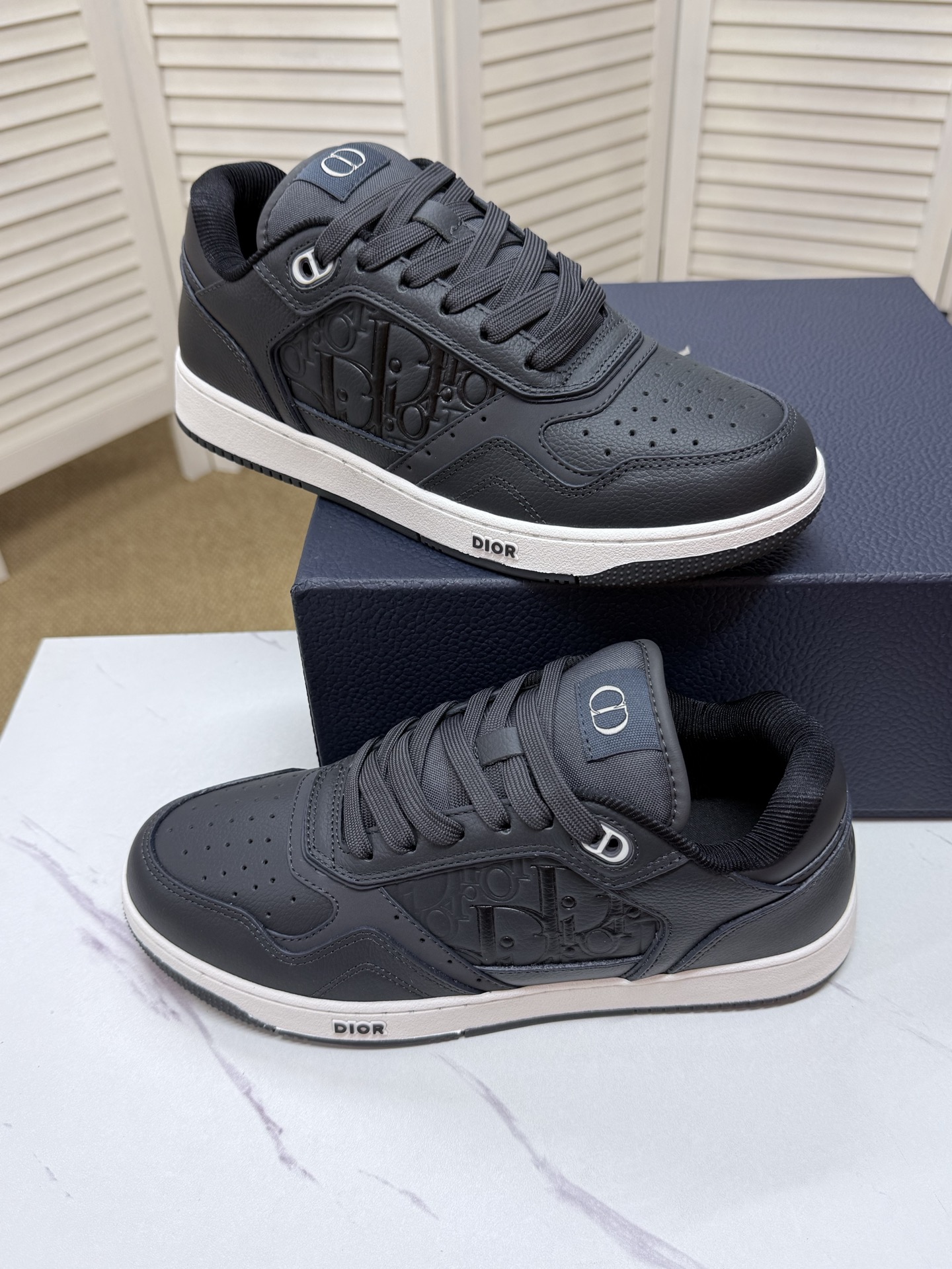 CD sneaker