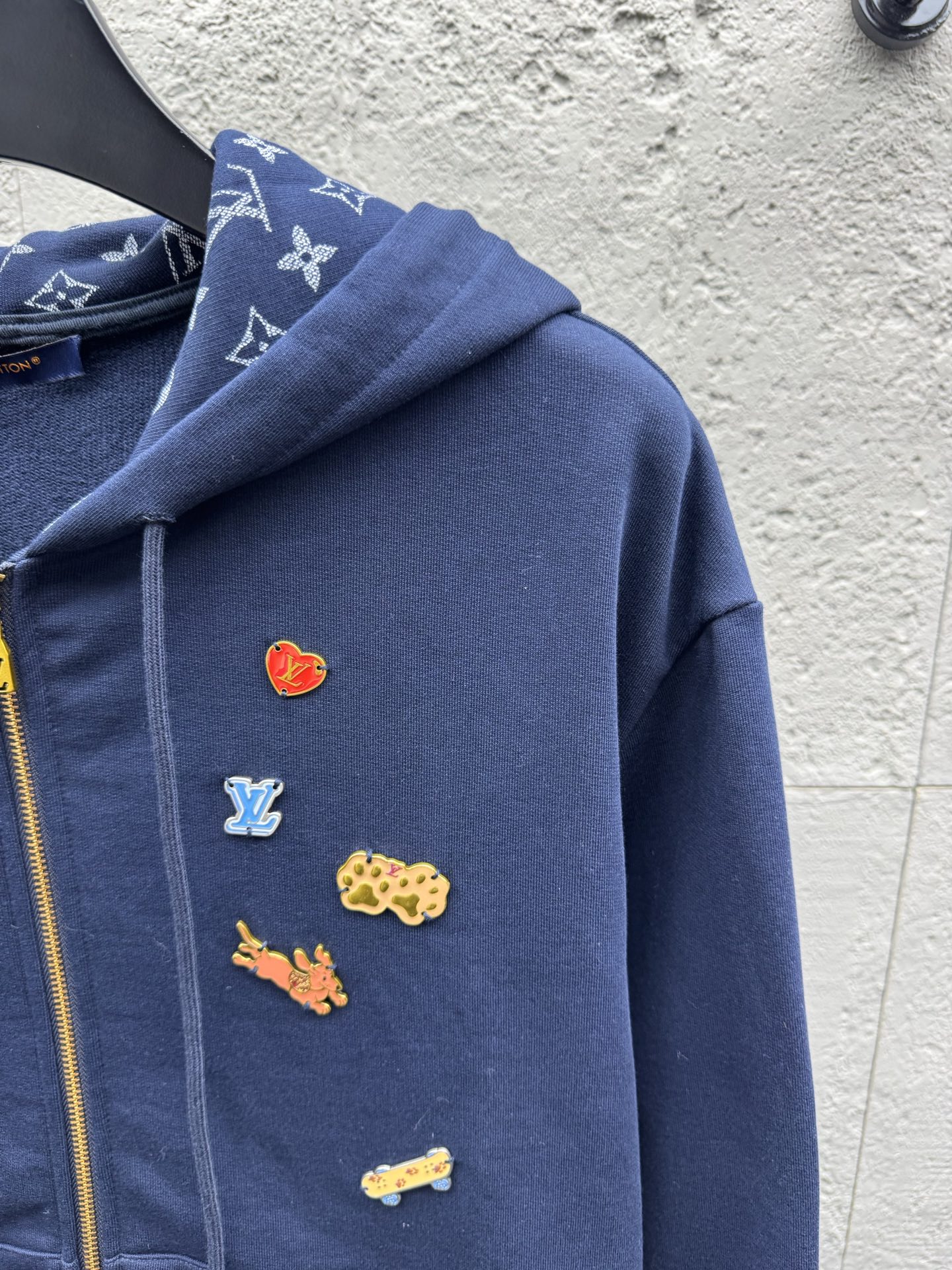 Louis logo badge printedjacket