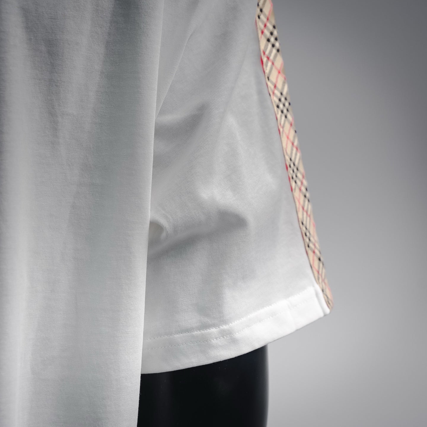 Bur plaid embroidered t-shirt