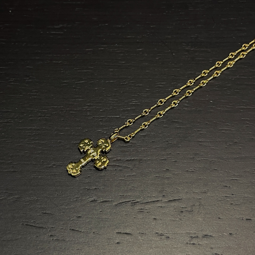 Chrome necklace