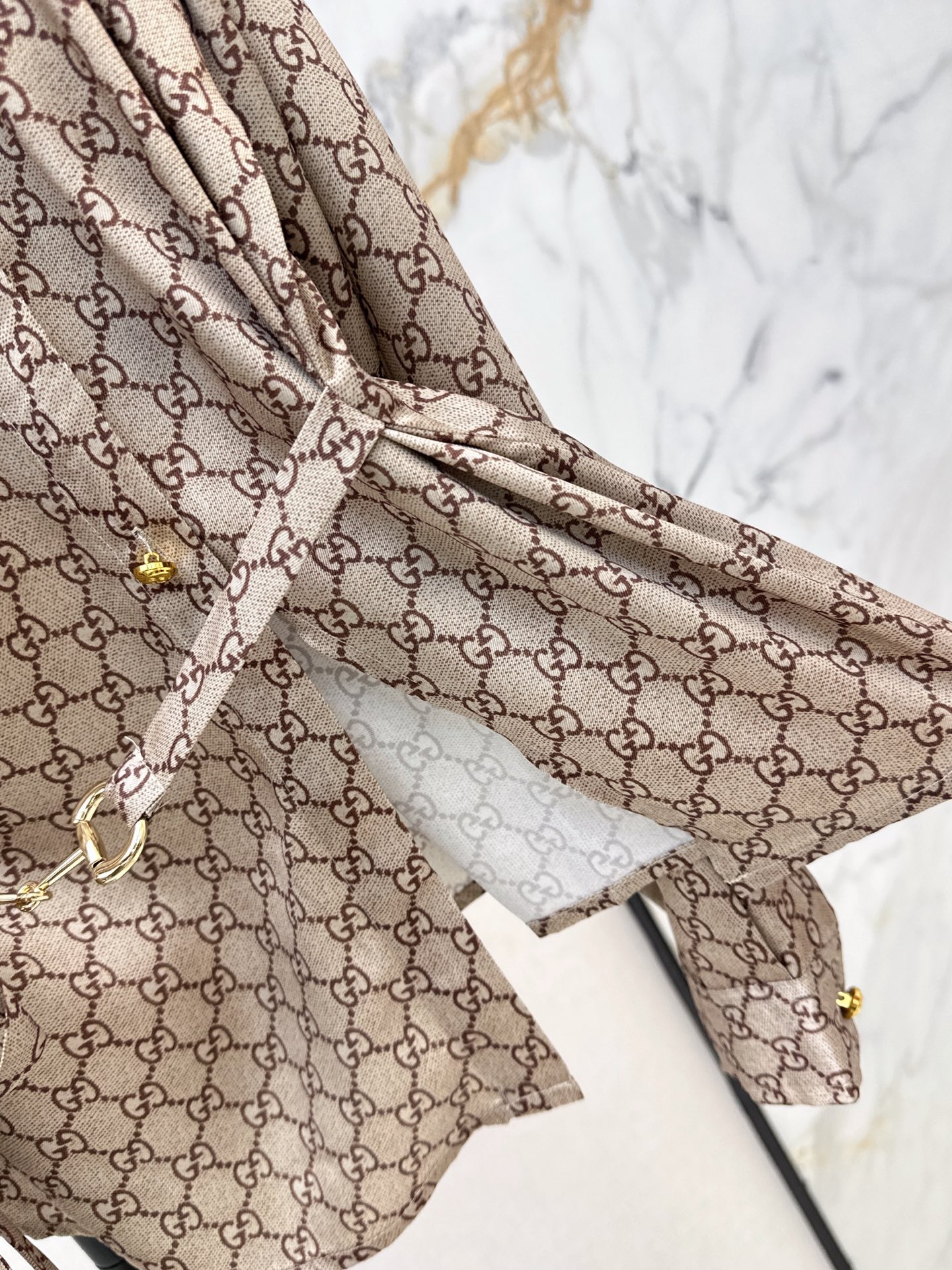 Guc 26fw print belted shirt
