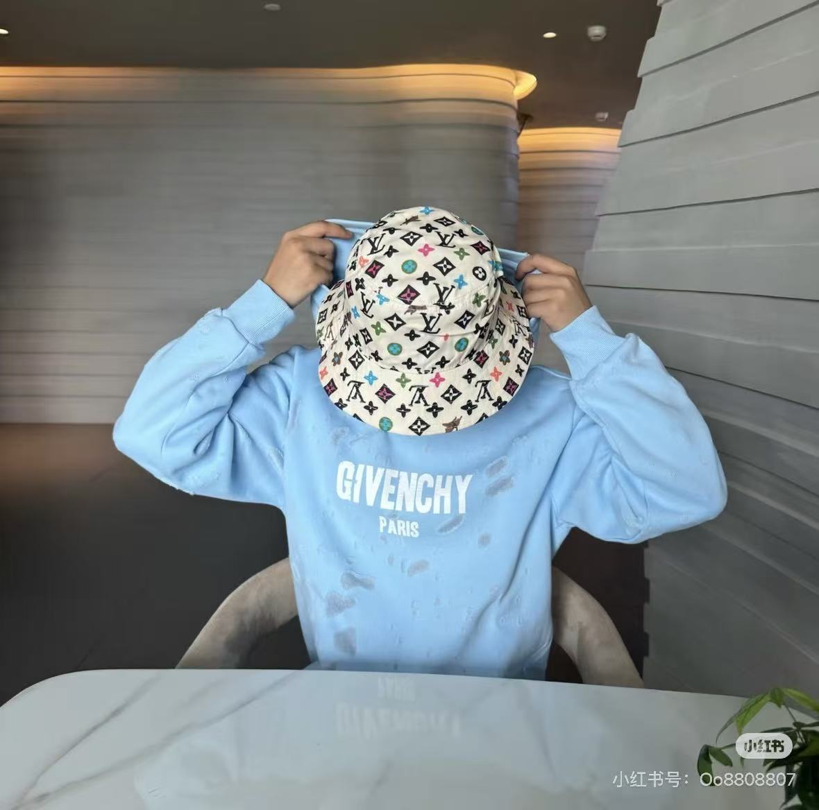 Given print ripped hoodie